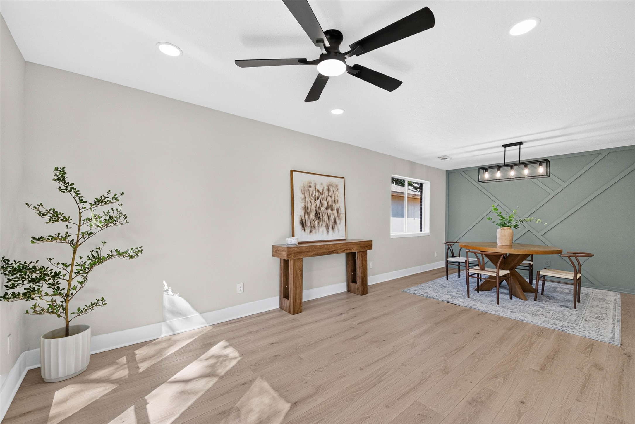 1723 Oak Ridge Drive, Kemah, TX 77565
