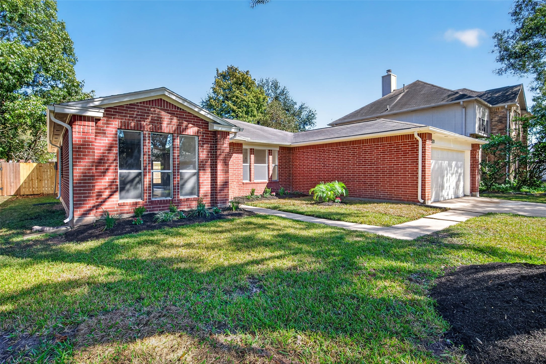 1723 Oak Ridge Drive, Kemah, TX 77565
