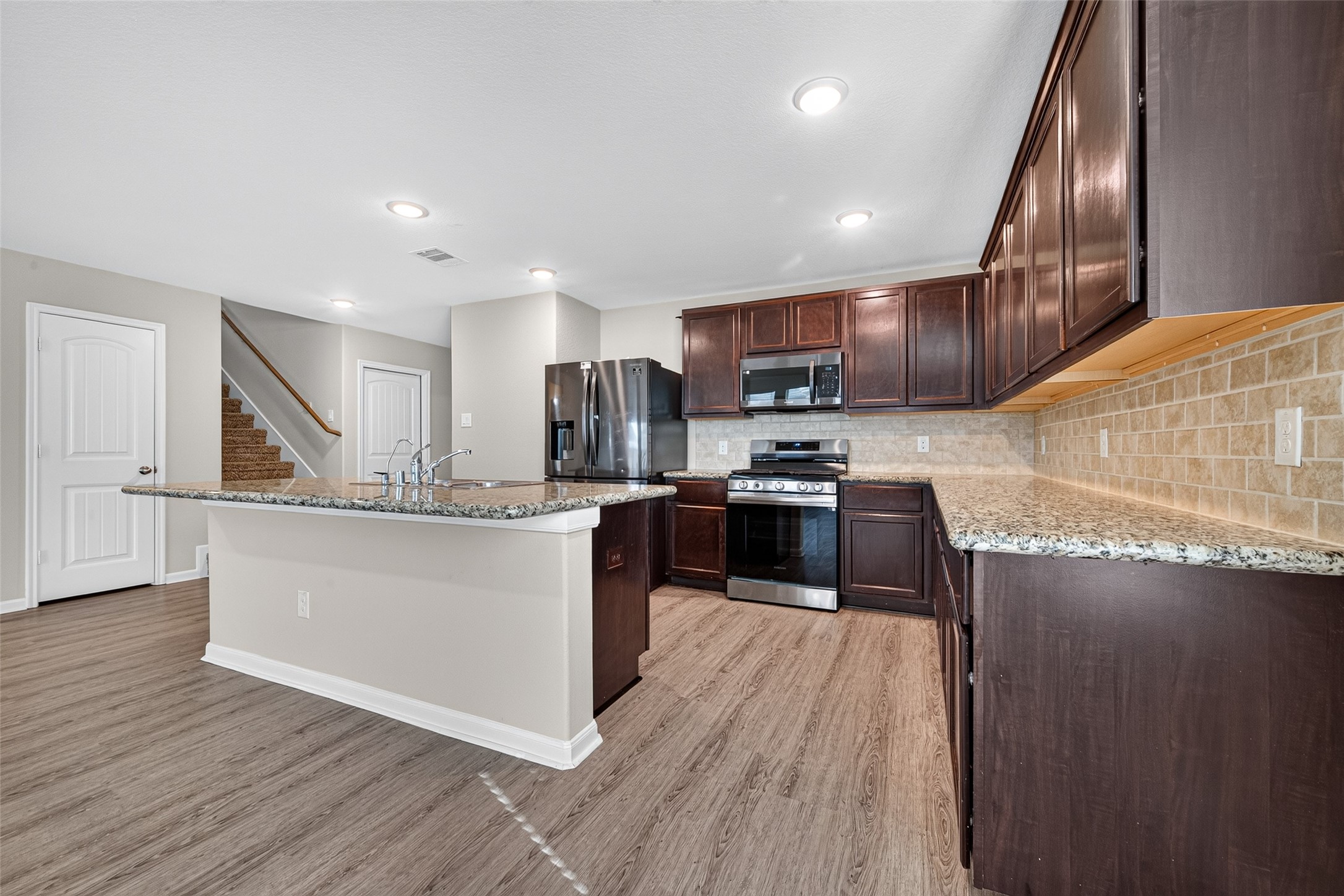 21 Rodeo Bend Drive, Manvel, TX 77578