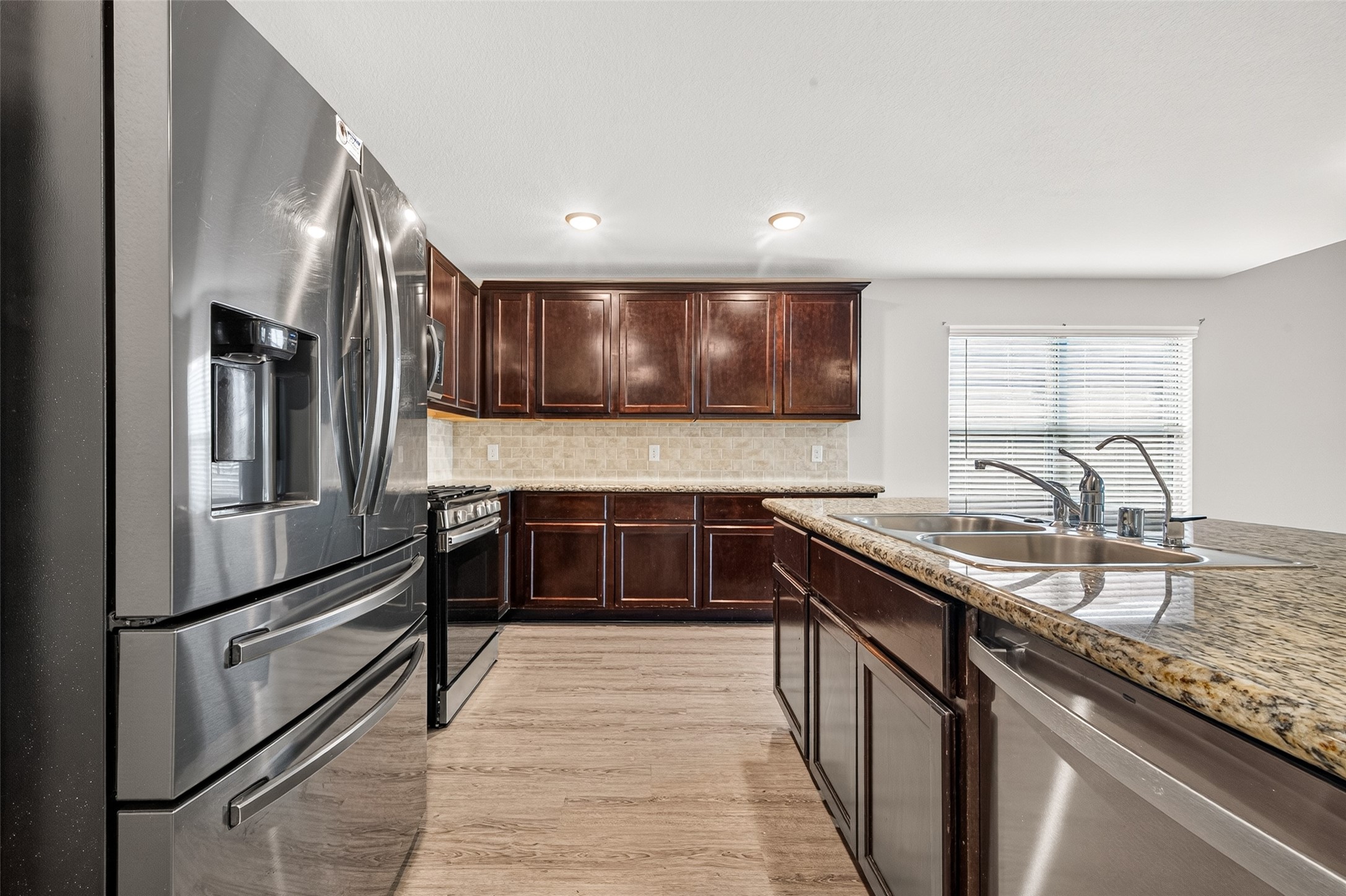 21 Rodeo Bend Drive, Manvel, TX 77578