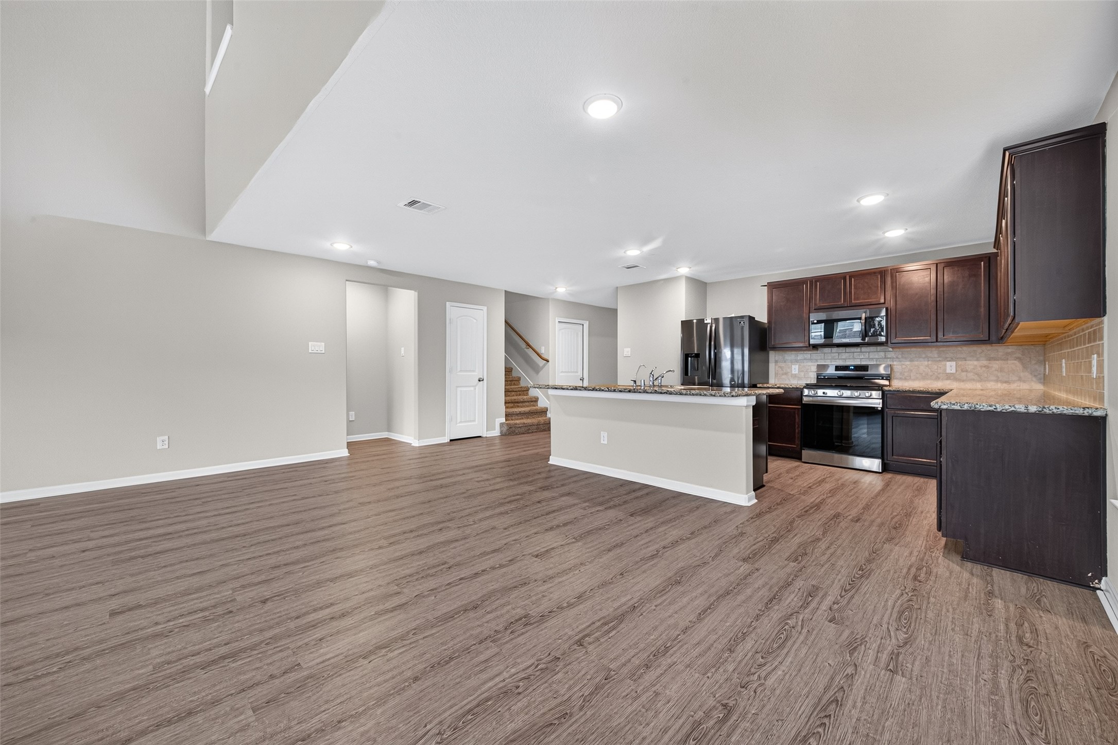 21 Rodeo Bend Drive, Manvel, TX 77578