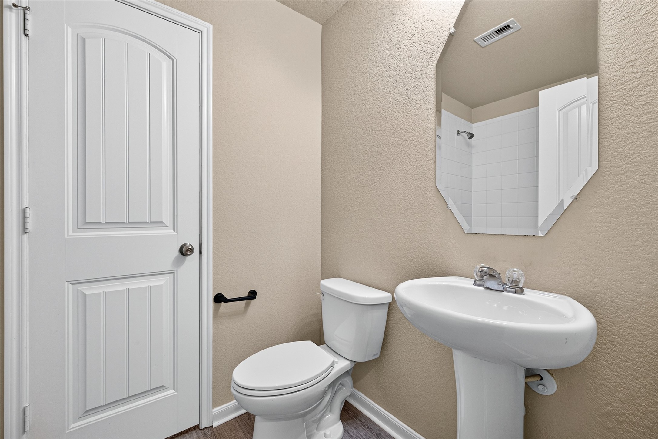 21 Rodeo Bend Drive, Manvel, TX 77578