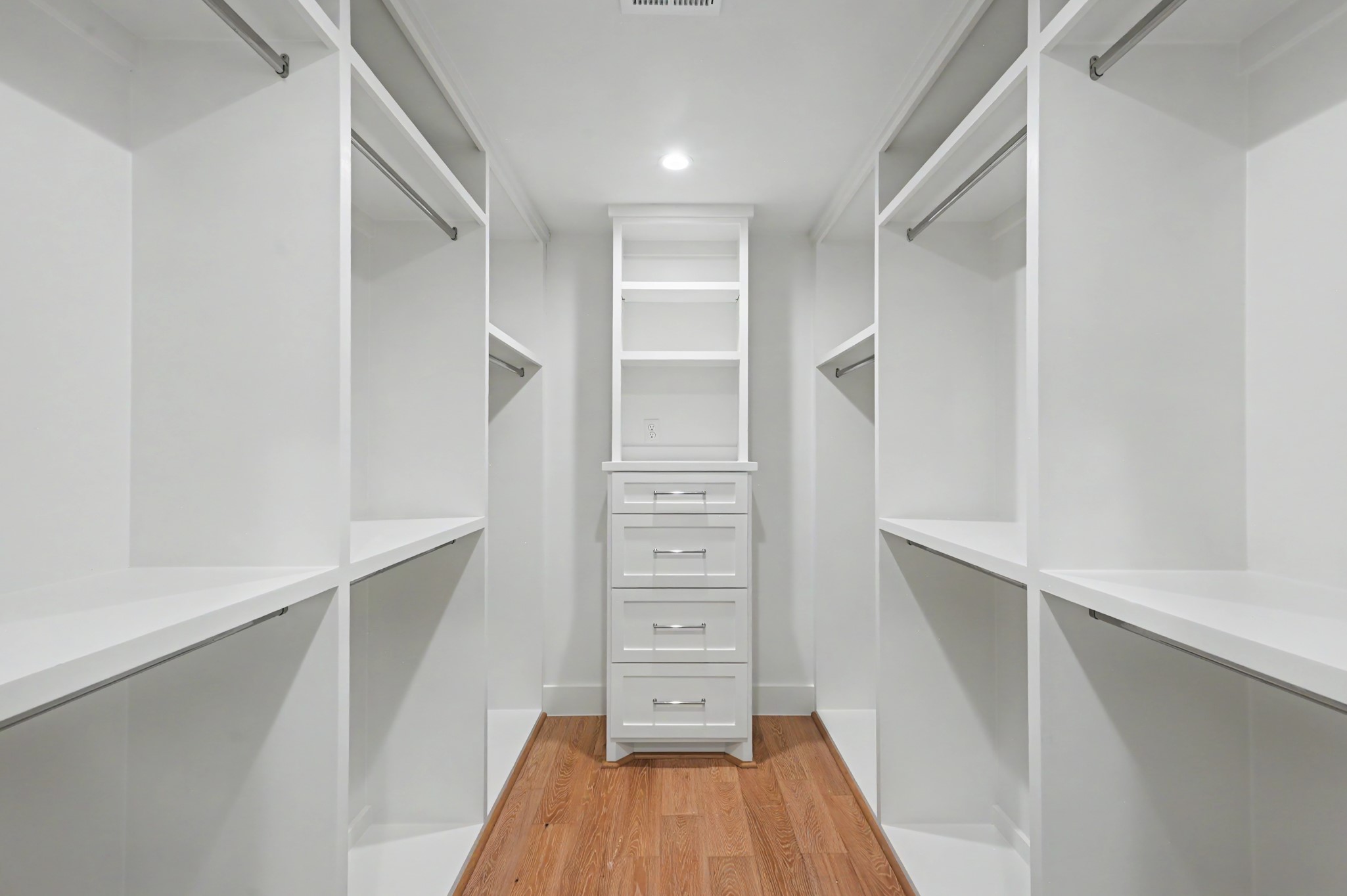 2311 Cheshire Lane, Houston, TX 77018