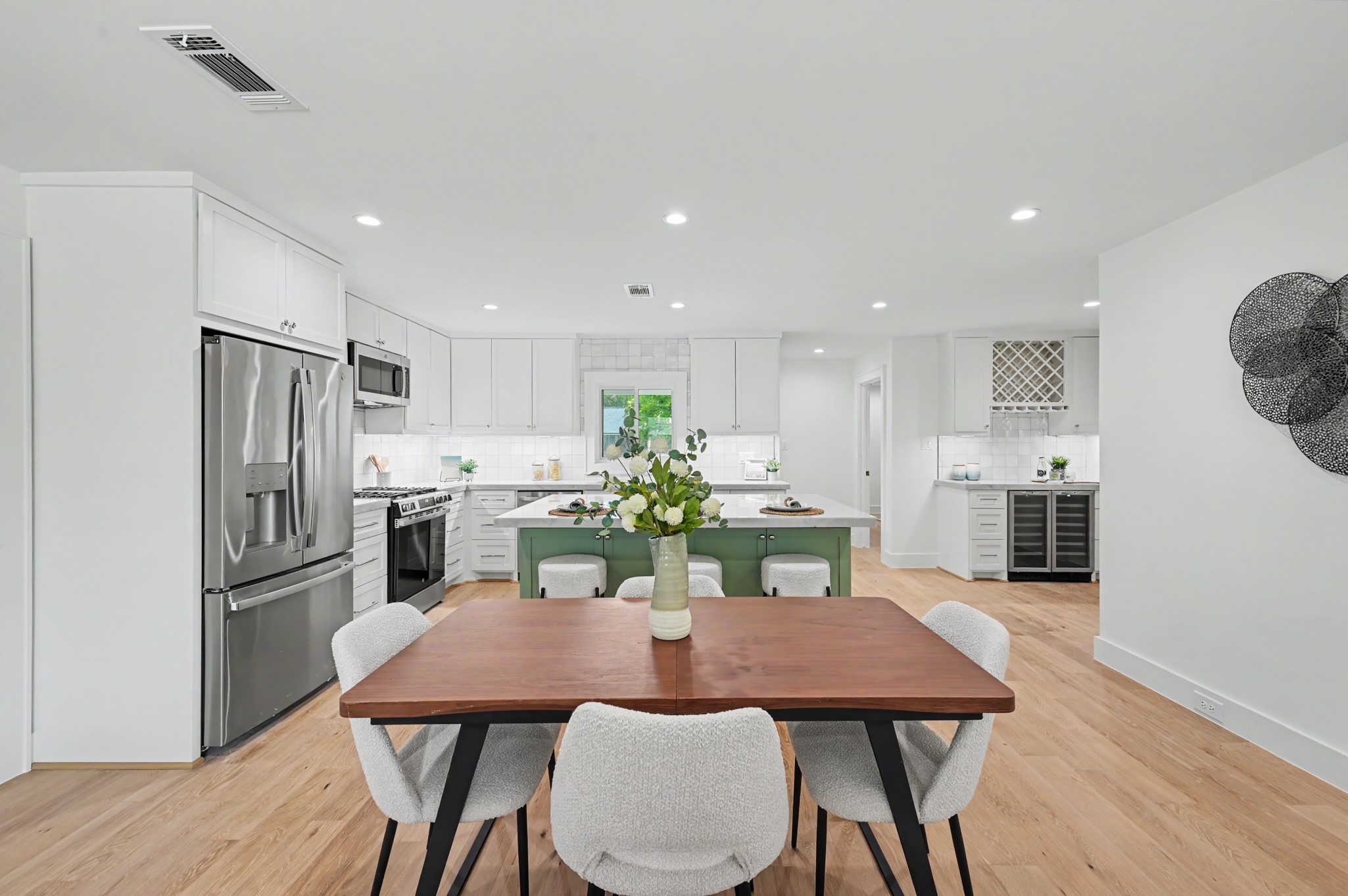 2311 Cheshire Lane, Houston, TX 77018