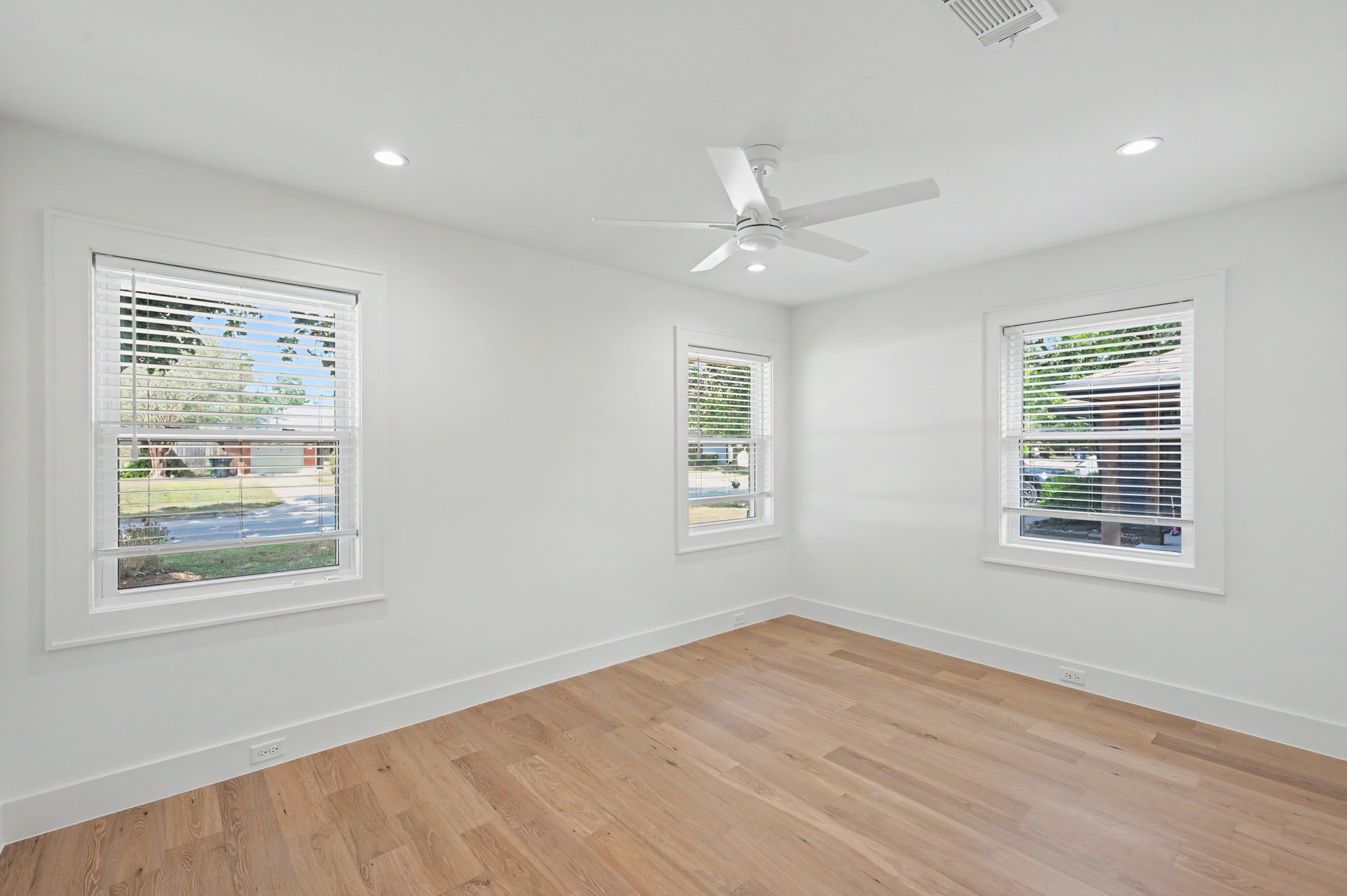 2311 Cheshire Lane, Houston, TX 77018