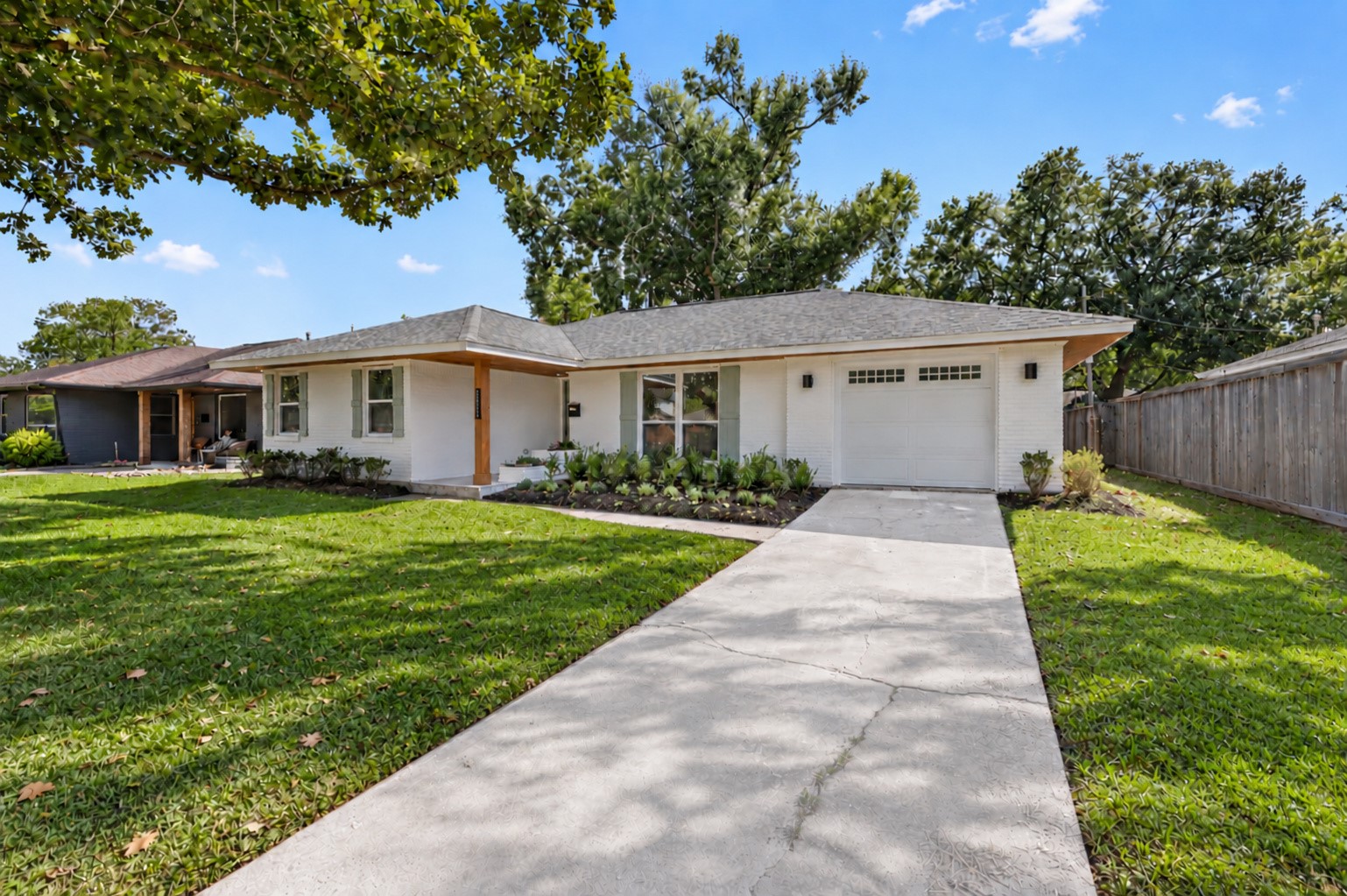 2311 Cheshire Lane, Houston, TX 77018