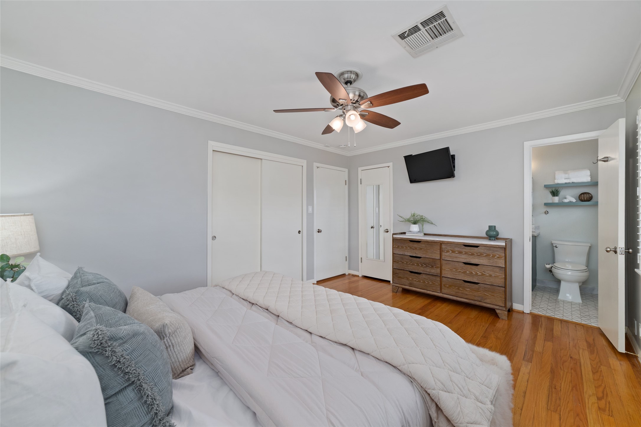 2127 Lazybrook Drive, Houston, TX 77008