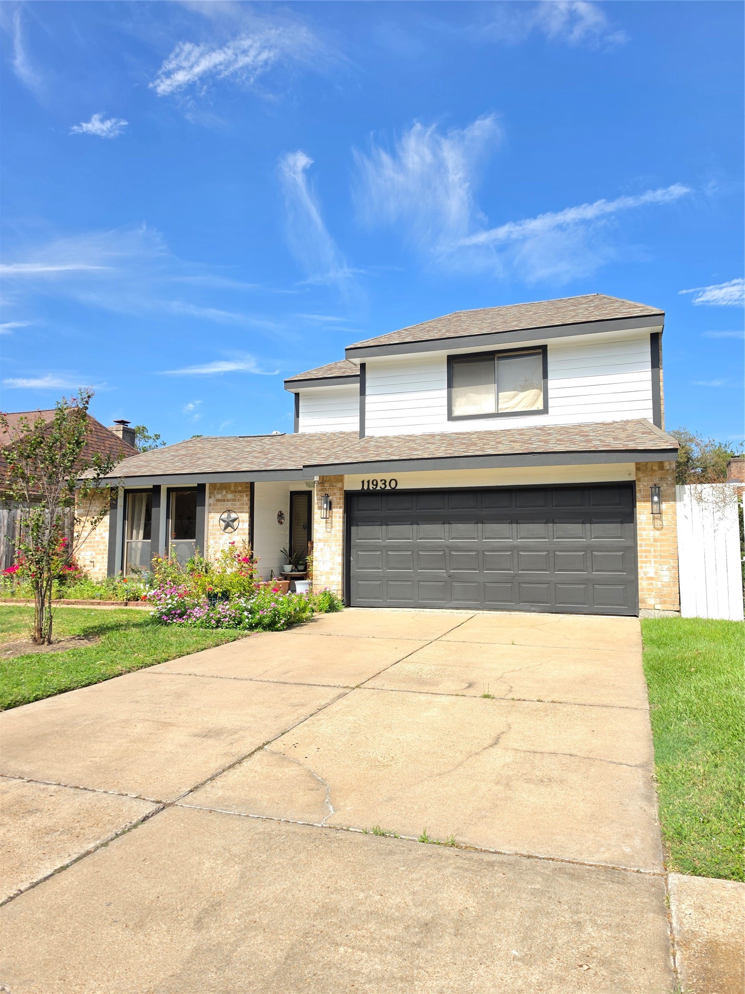 11930 Meadow Crest Drive, Meadows Place, TX 77477