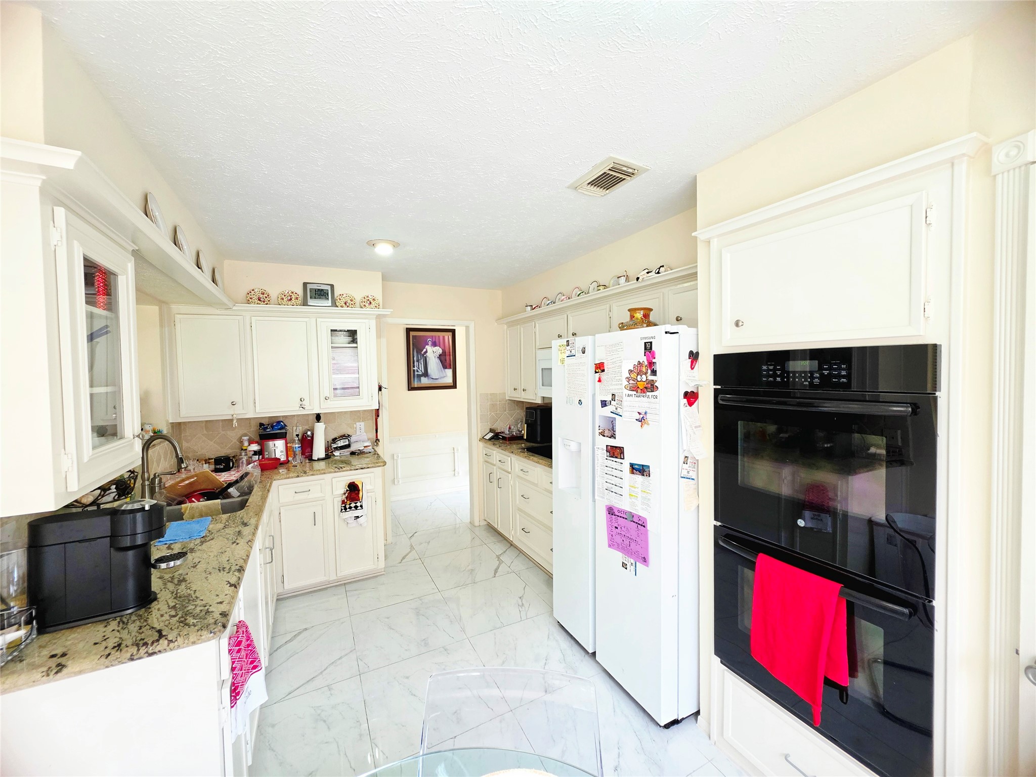 11930 Meadow Crest Drive, Meadows Place, TX 77477