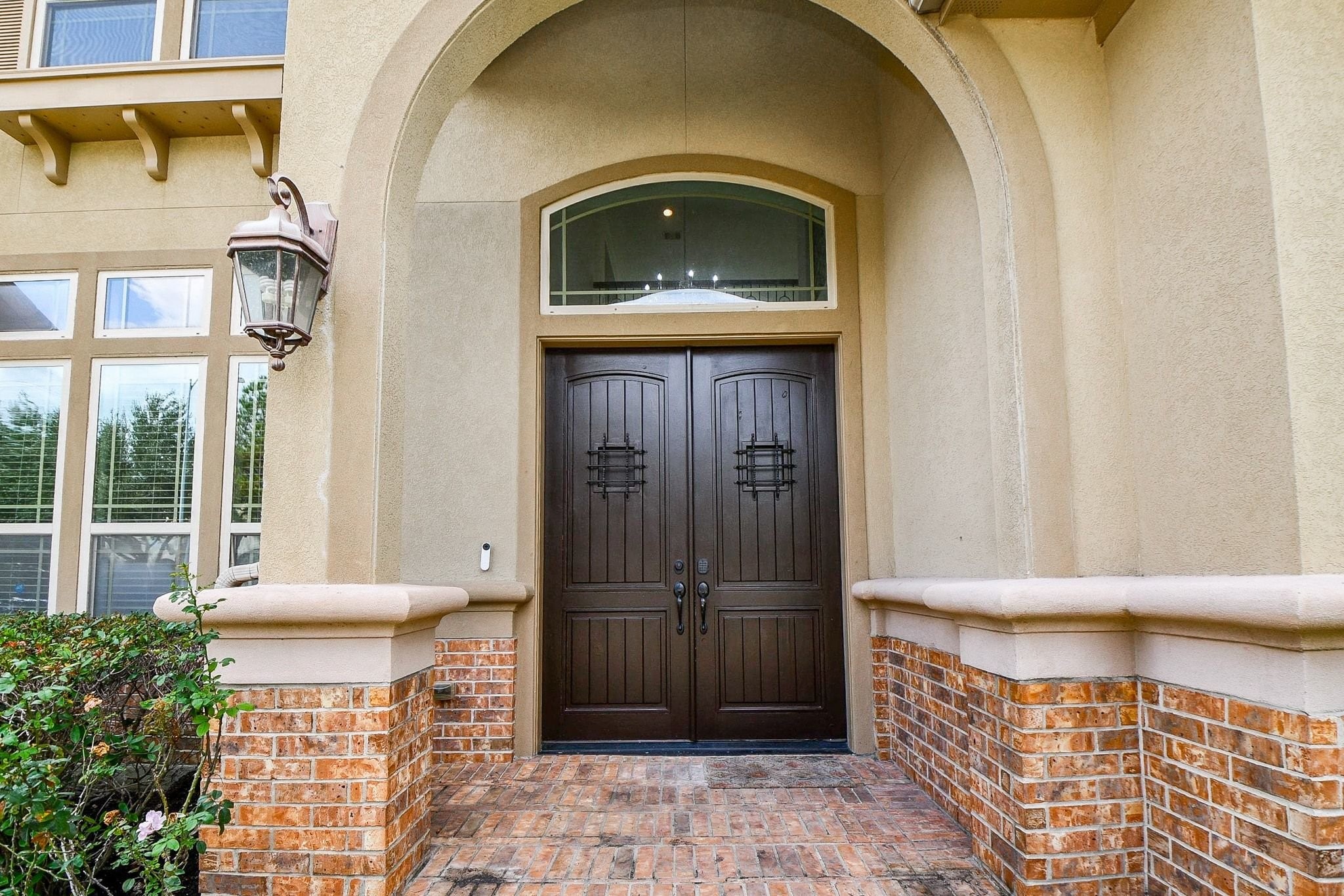 Grand Double door entry
