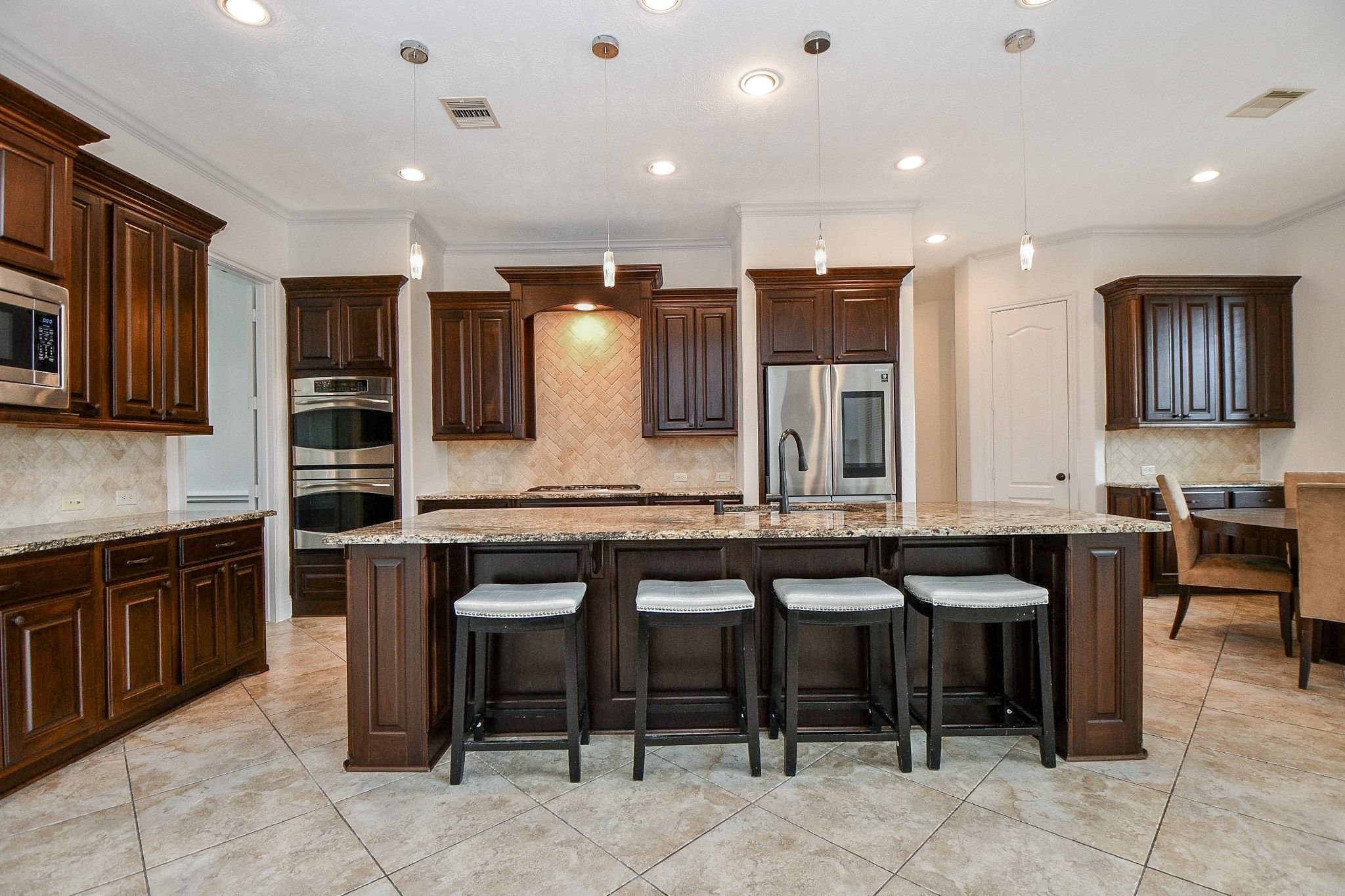 Beautifully elegant kitchen with granite counters...