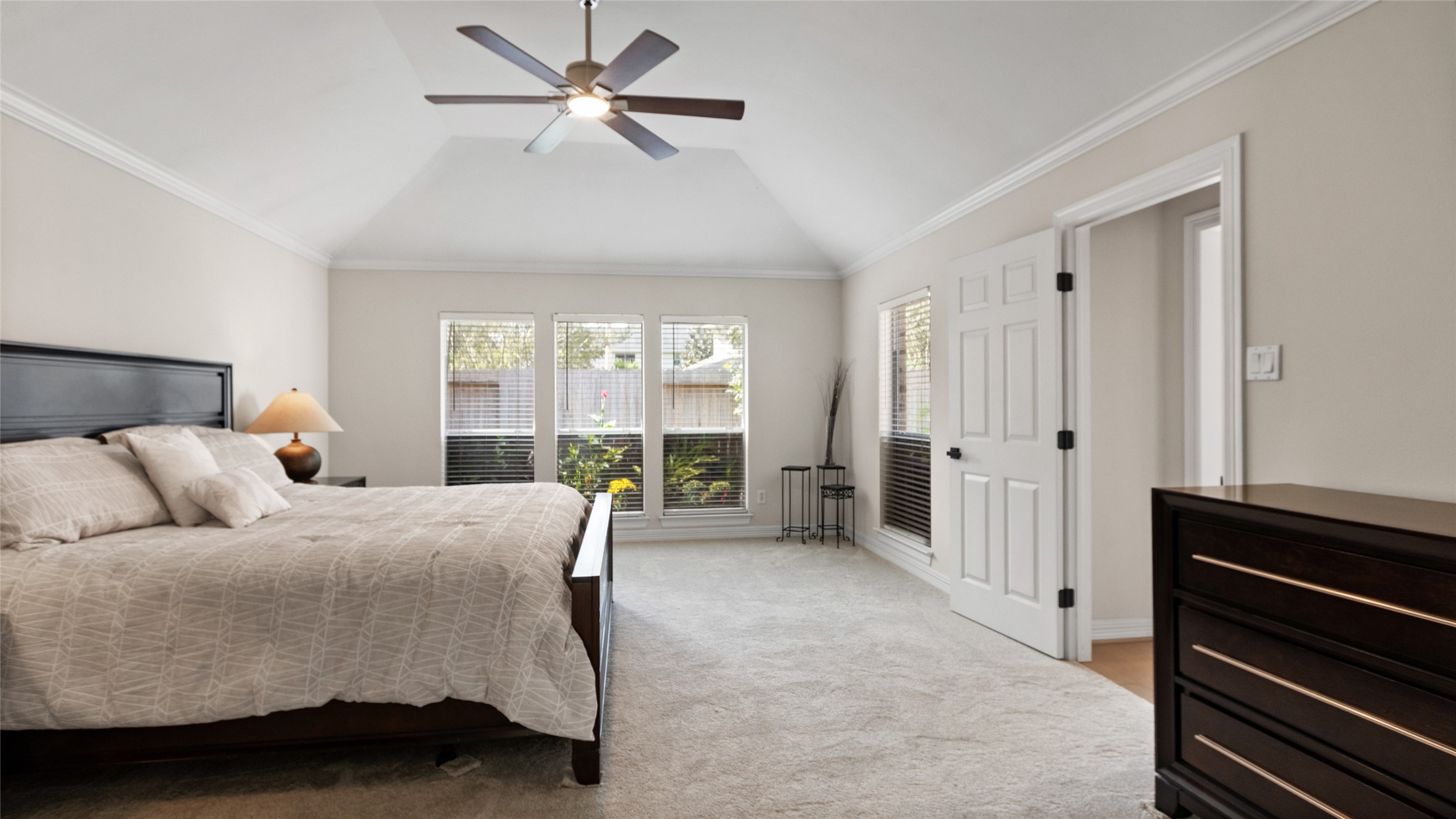 1170 Rustling Wind Lane, League City, TX 77573