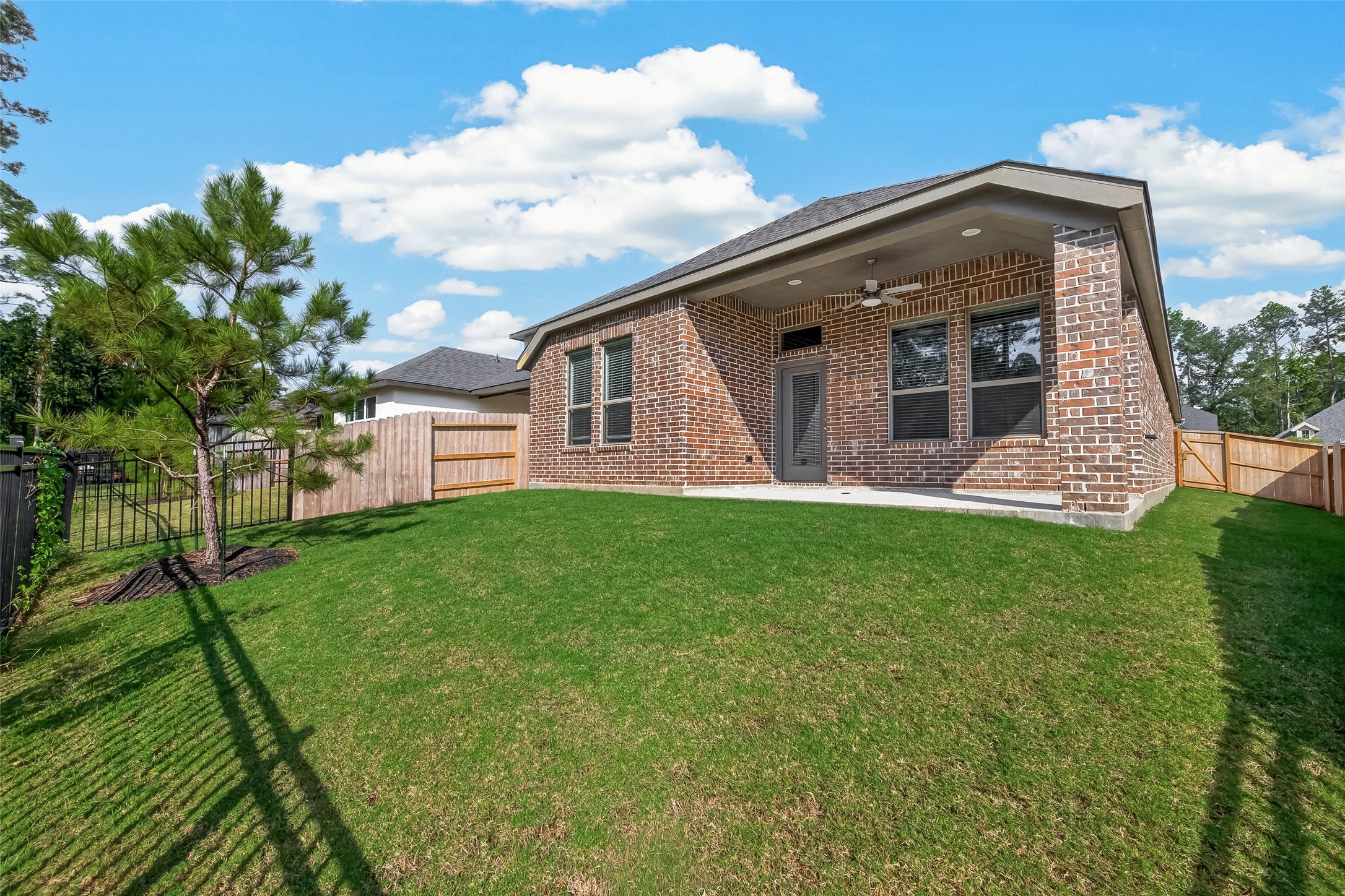 29937 Stony Forest Drive, Magnolia, TX 77354