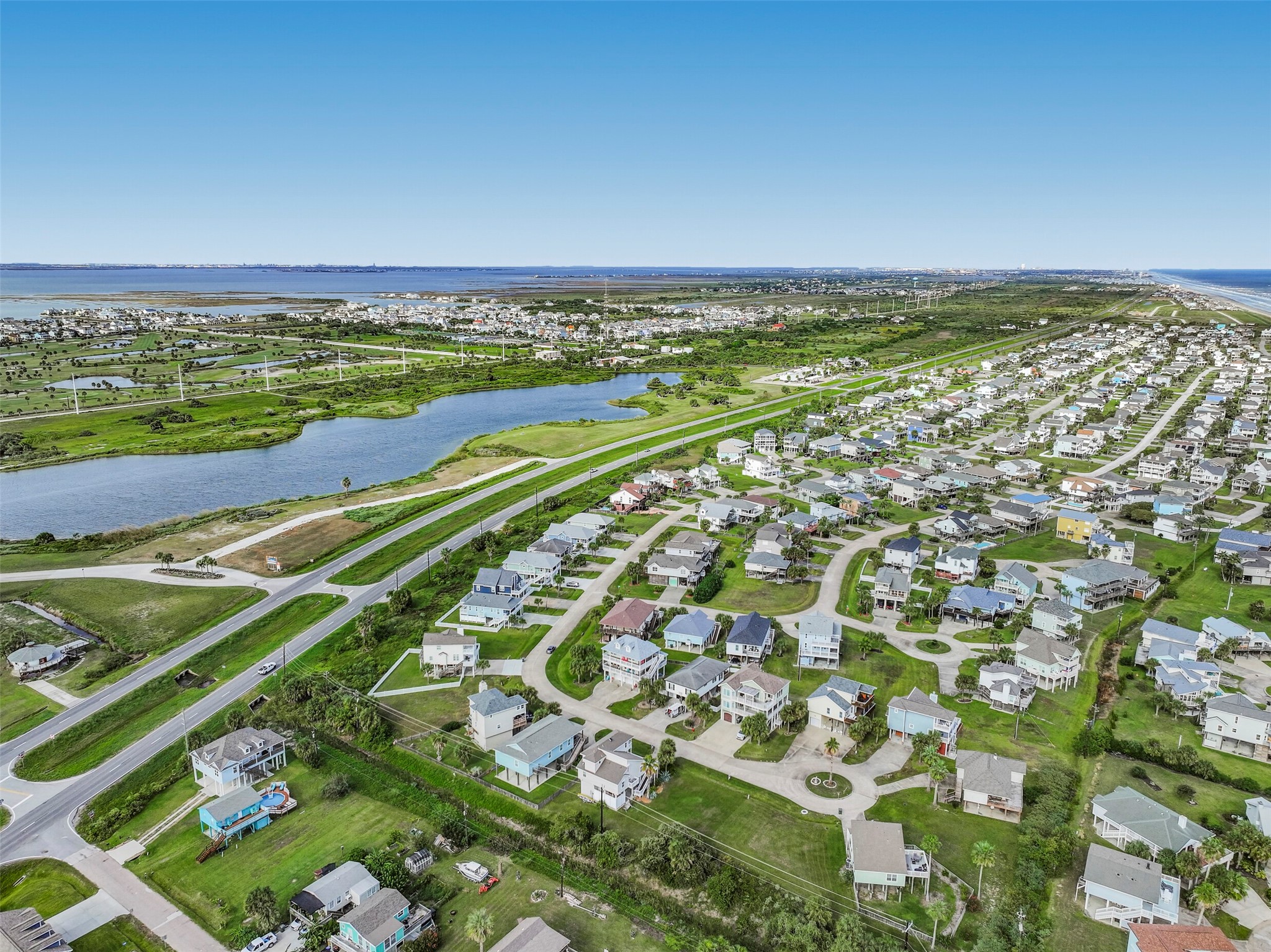 13952 Pirates Beach Boulevard, Galveston, TX 77554
