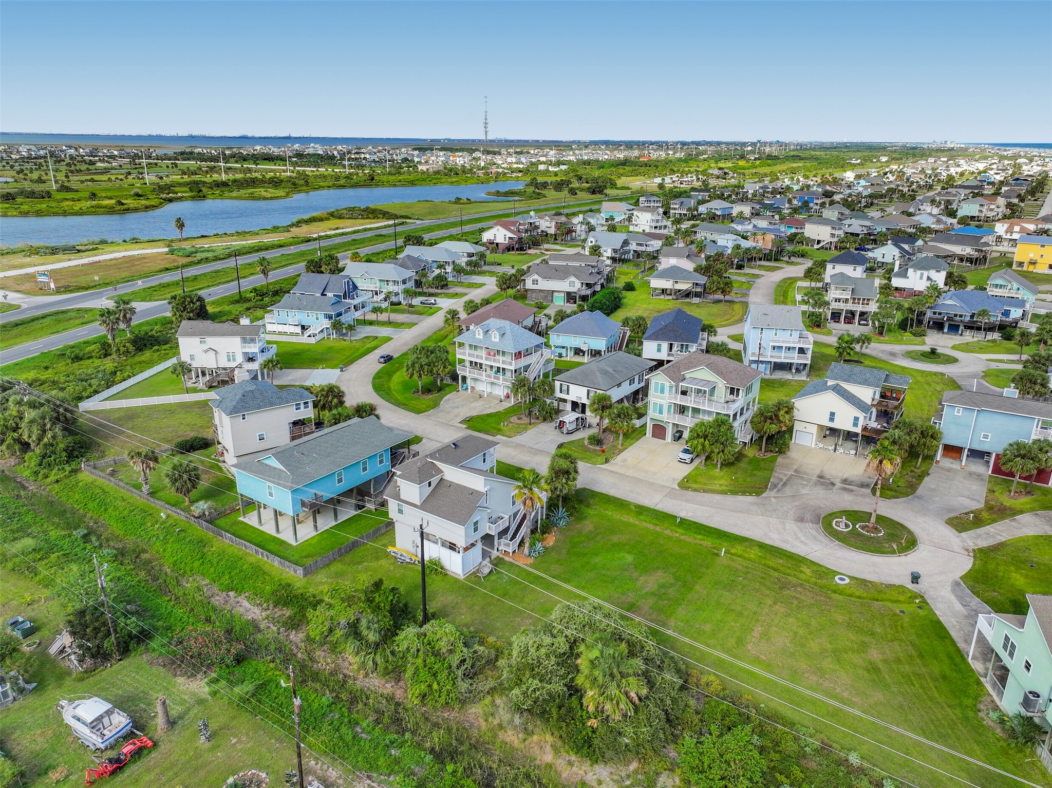 13952 Pirates Beach Boulevard, Galveston, TX 77554