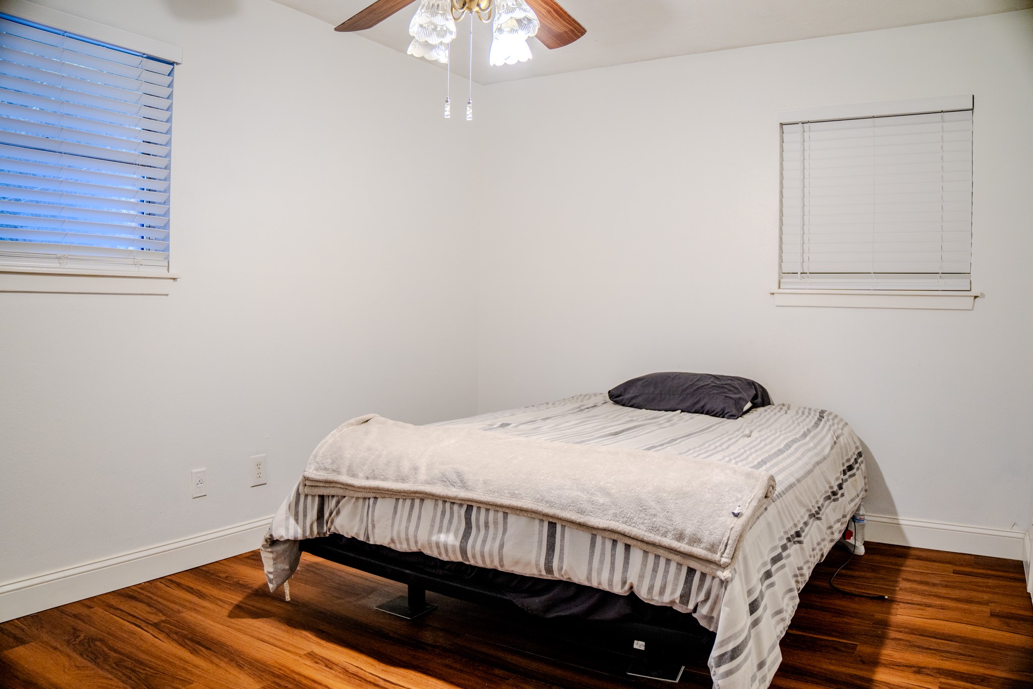 124 Bluebird Lane, Pasadena, TX 77502