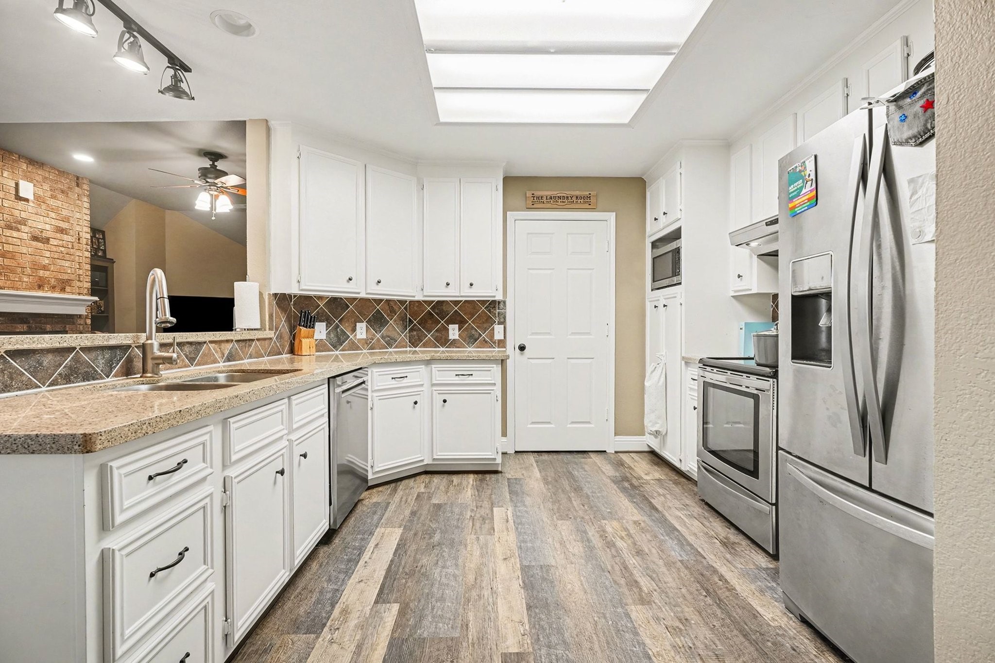 13402 Bob White Drive, Santa Fe, TX 77510