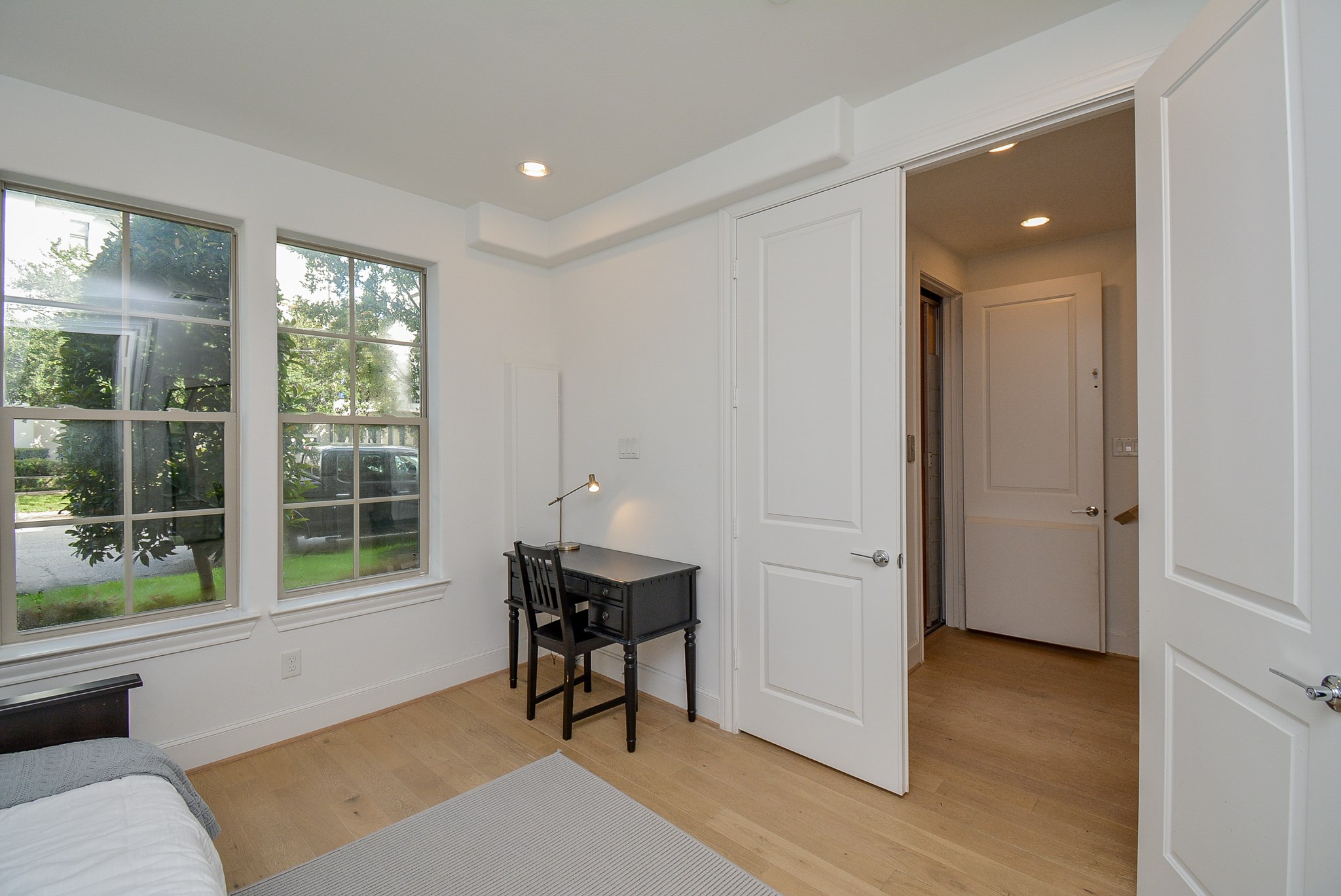 615 Nagle Street, Houston, TX 77003