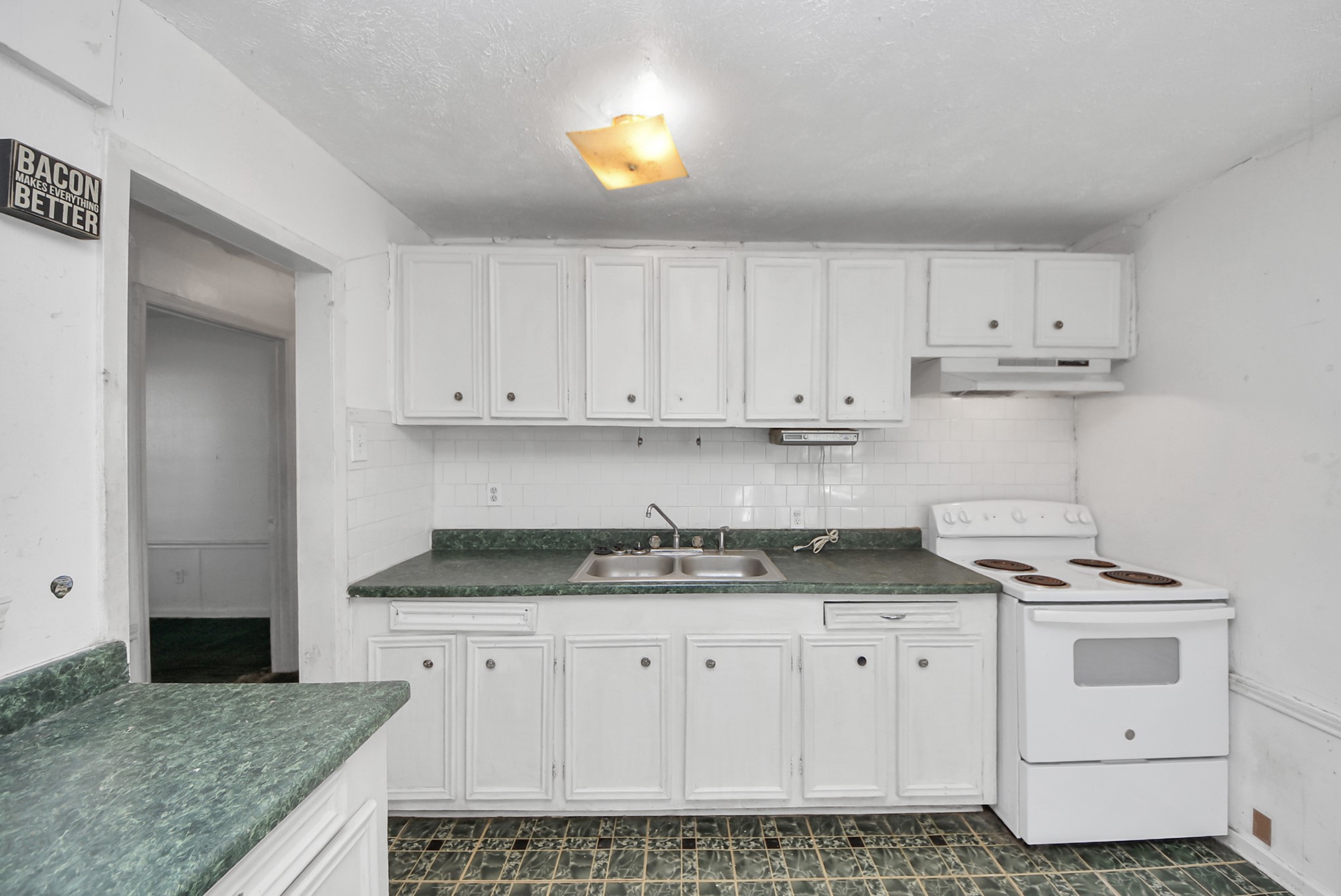 4914 Paradise Lane, Houston, TX 77048