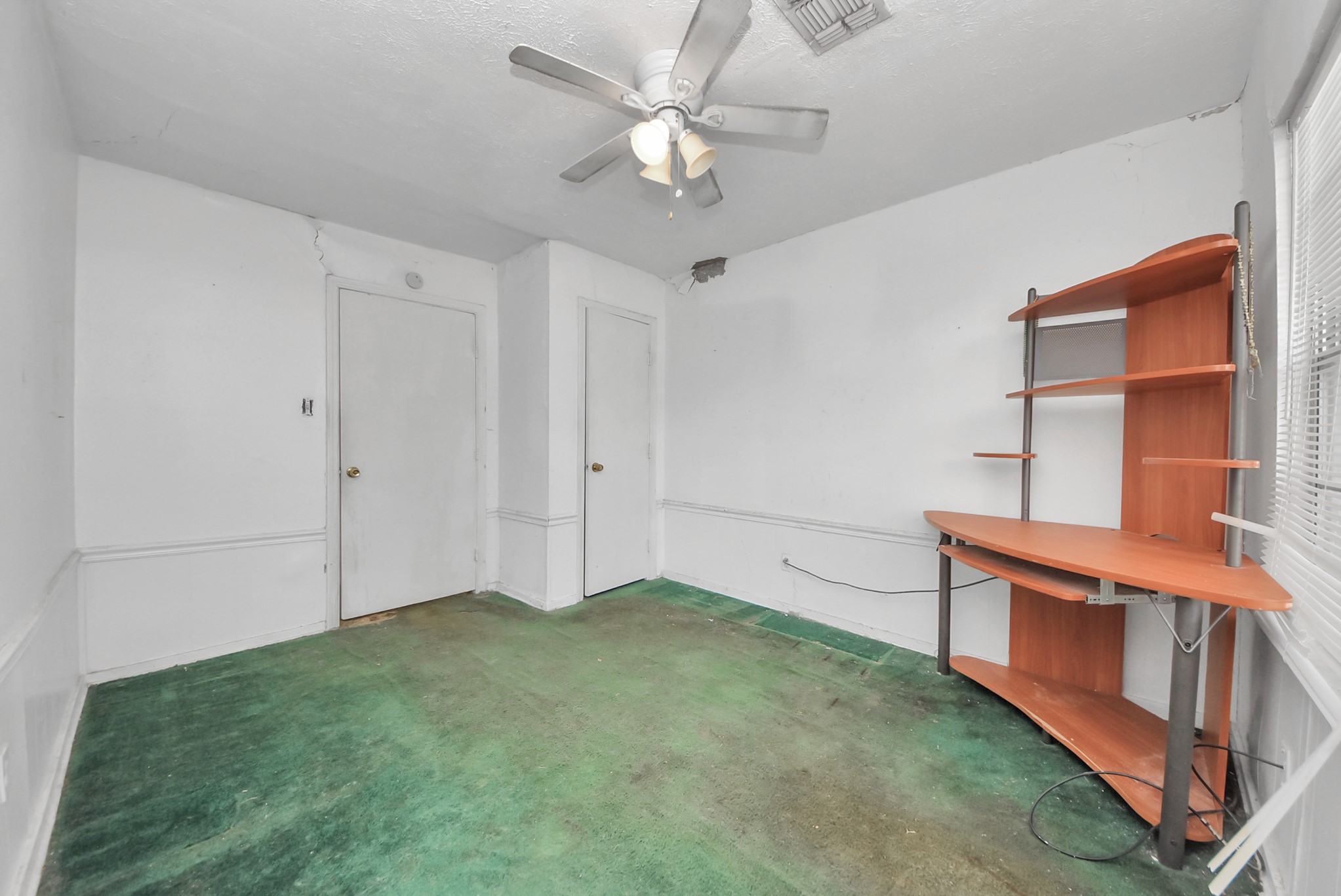 4914 Paradise Lane, Houston, TX 77048