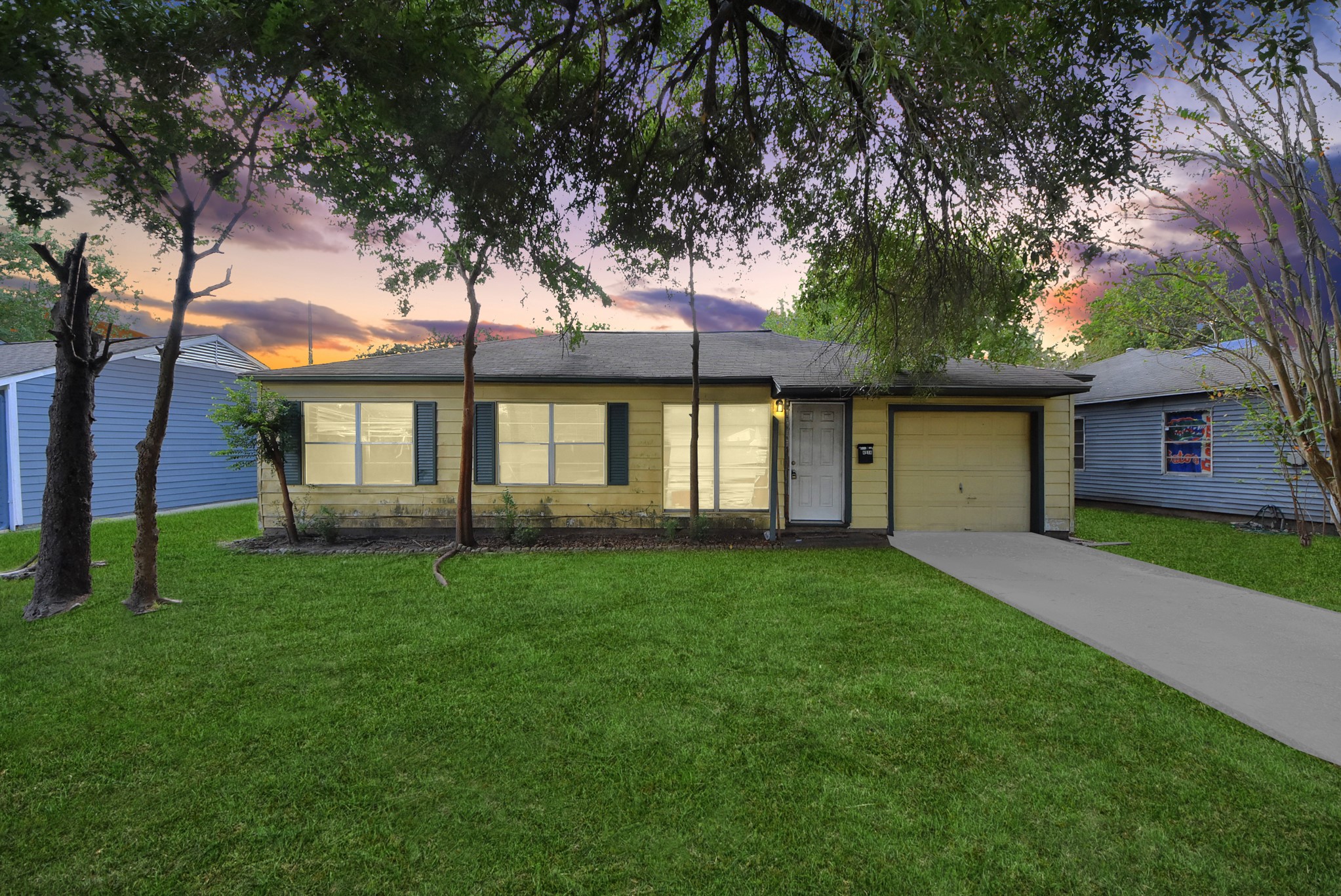 4914 Paradise Lane, Houston, TX 77048 4914 Paradise Lane, Houston, TX 77048