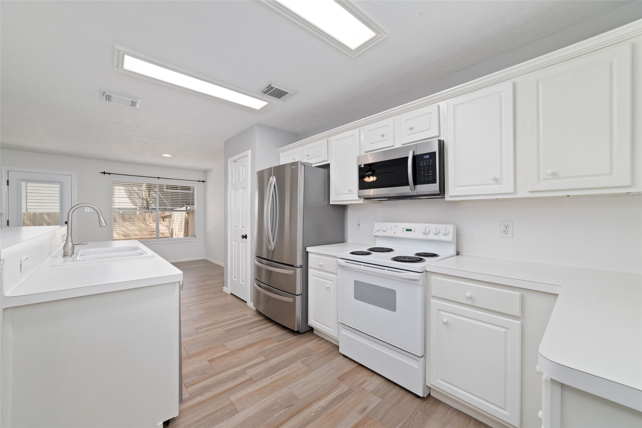 118 Anise Tree Place, Spring, TX 77382