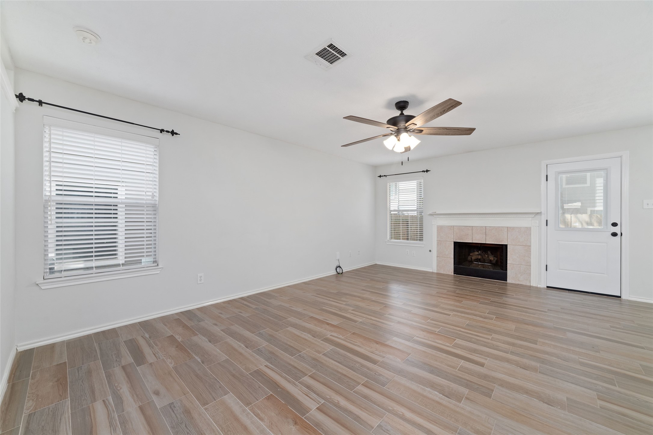118 Anise Tree Place, Spring, TX 77382