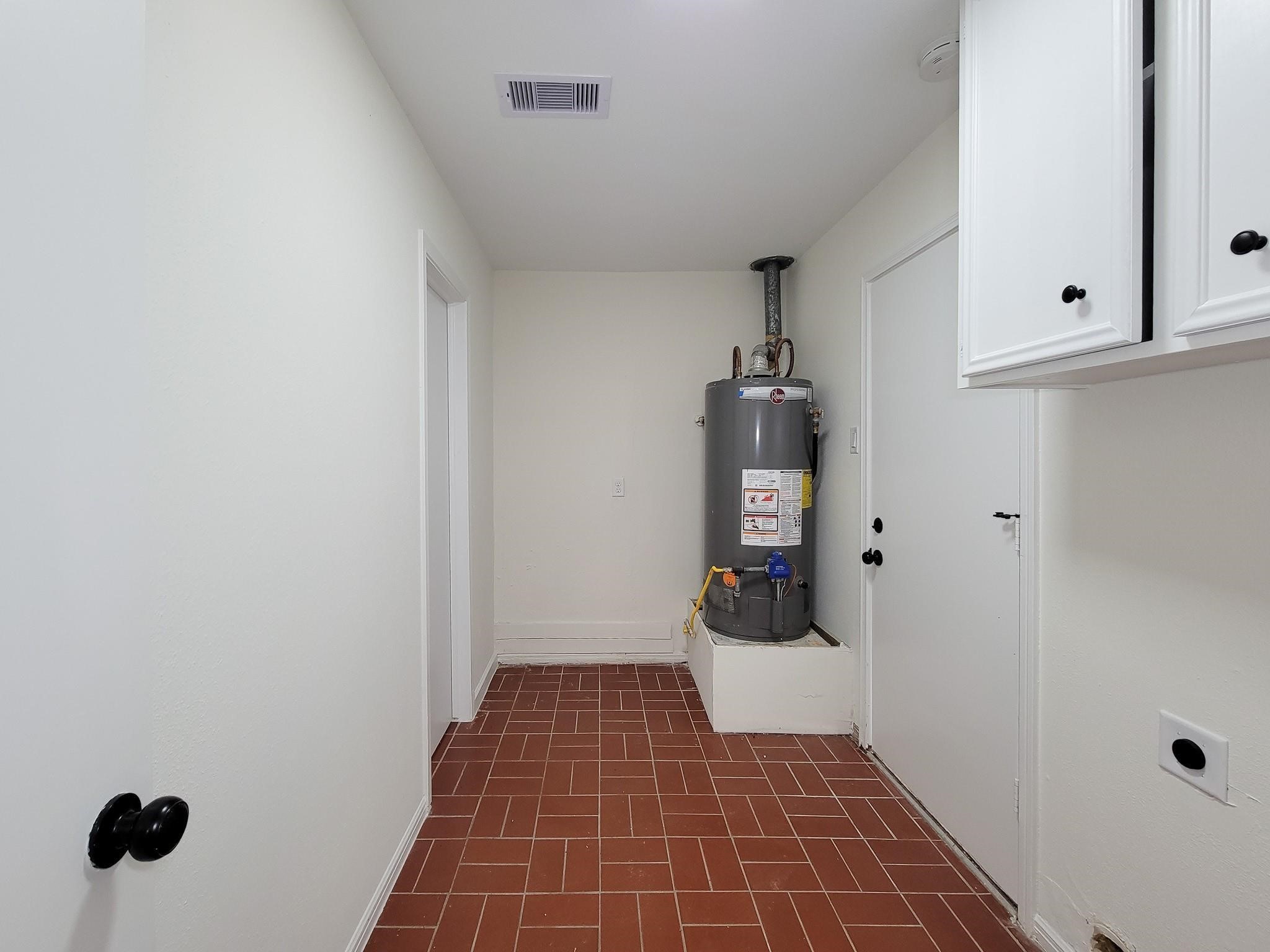 3930 Cypress Hill Drive, Spring, TX 77388