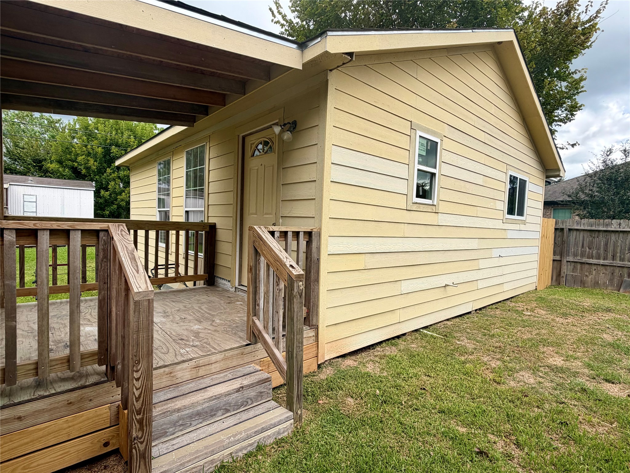 4731 Colony Lane, Rosharon, TX 77583 4731 Colony Lane, Rosharon, TX 77583