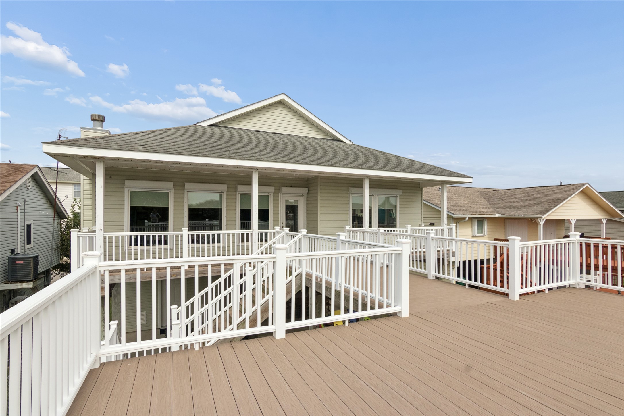 10 N Flamingo Street, La Marque, TX 77568
