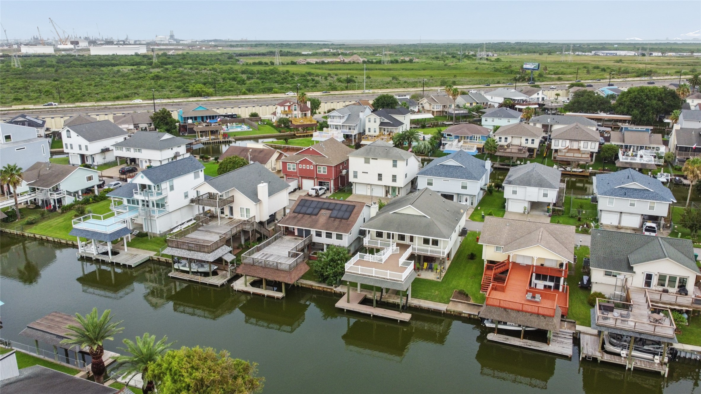 10 N Flamingo Street, La Marque, TX 77568
