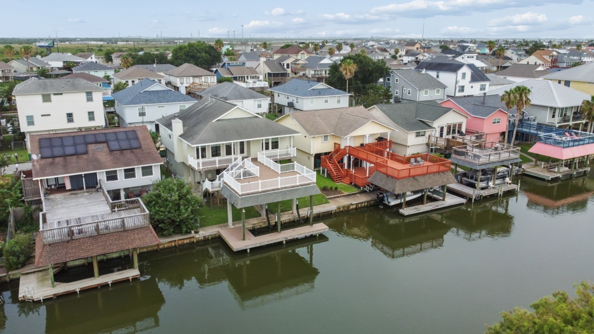 10 N Flamingo Street, La Marque, TX 77568
