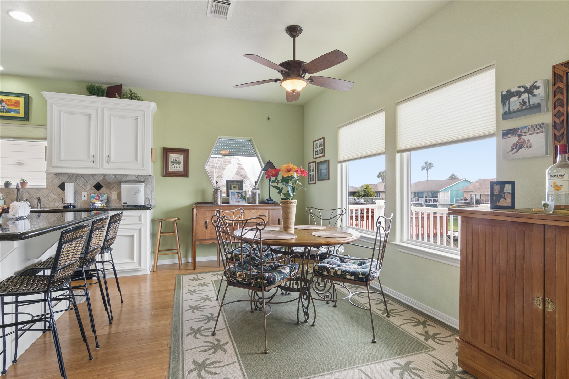 10 N Flamingo Street, La Marque, TX 77568