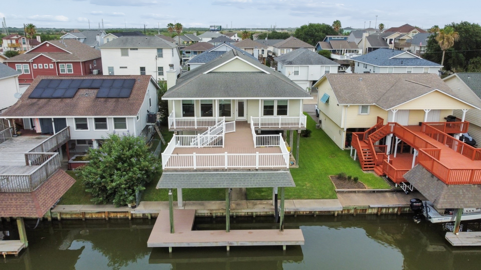 10 N Flamingo Street, La Marque, TX 77568 10 N Flamingo Street, La Marque, TX 77568