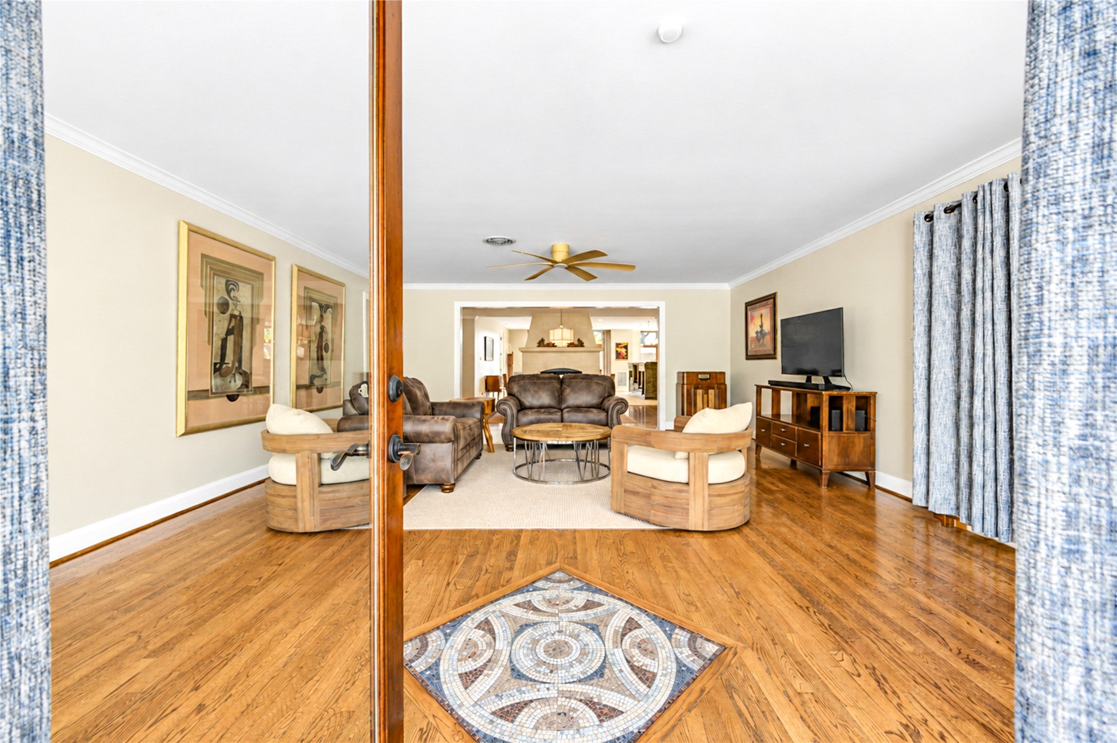 This is the living-room photograph with the decorative floor inlay we discussed. This is the living-room photograph with the decorative floor inlay we discussed.