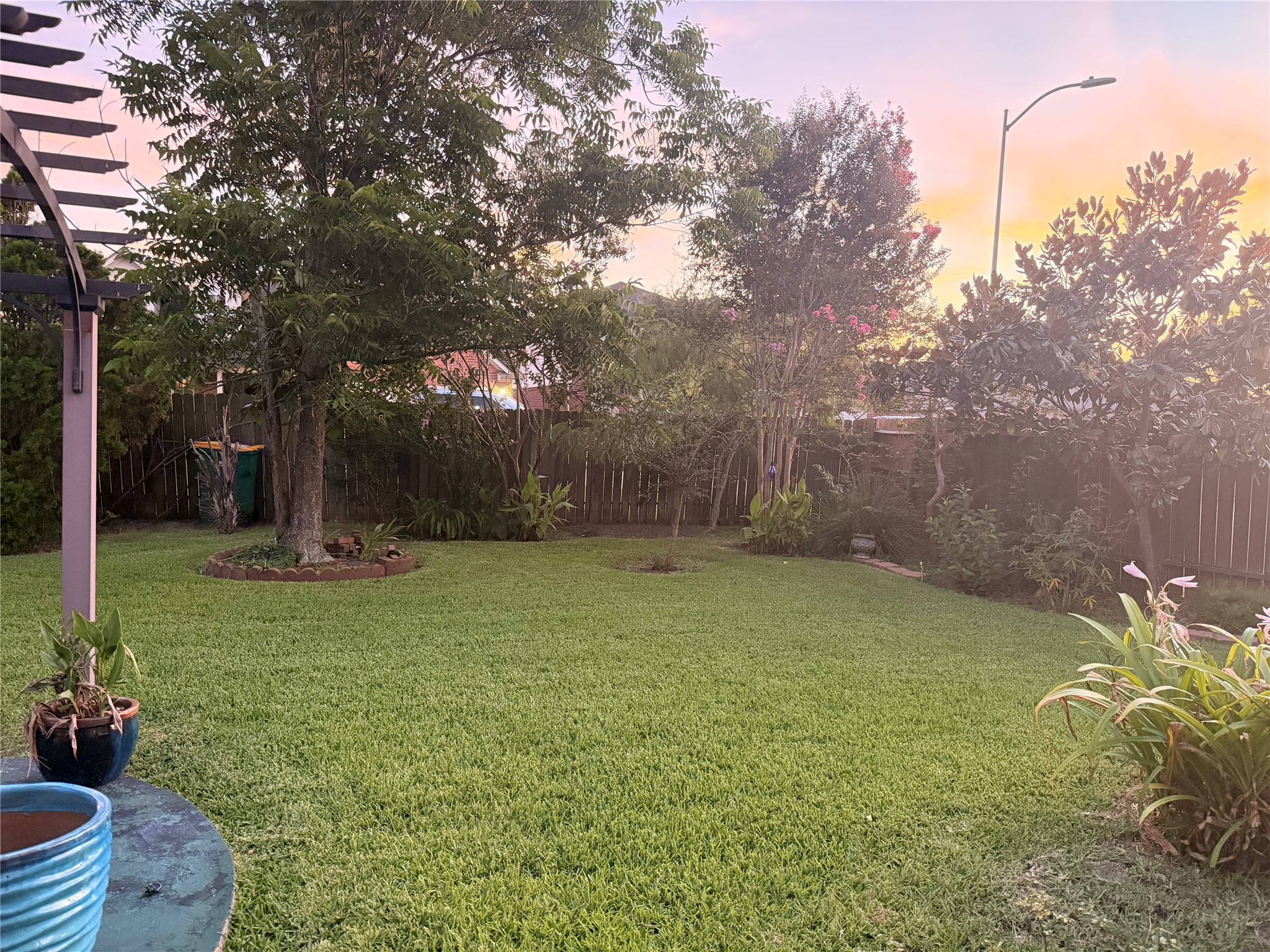 2990 Creek Falls Court, Pearland, TX 77581