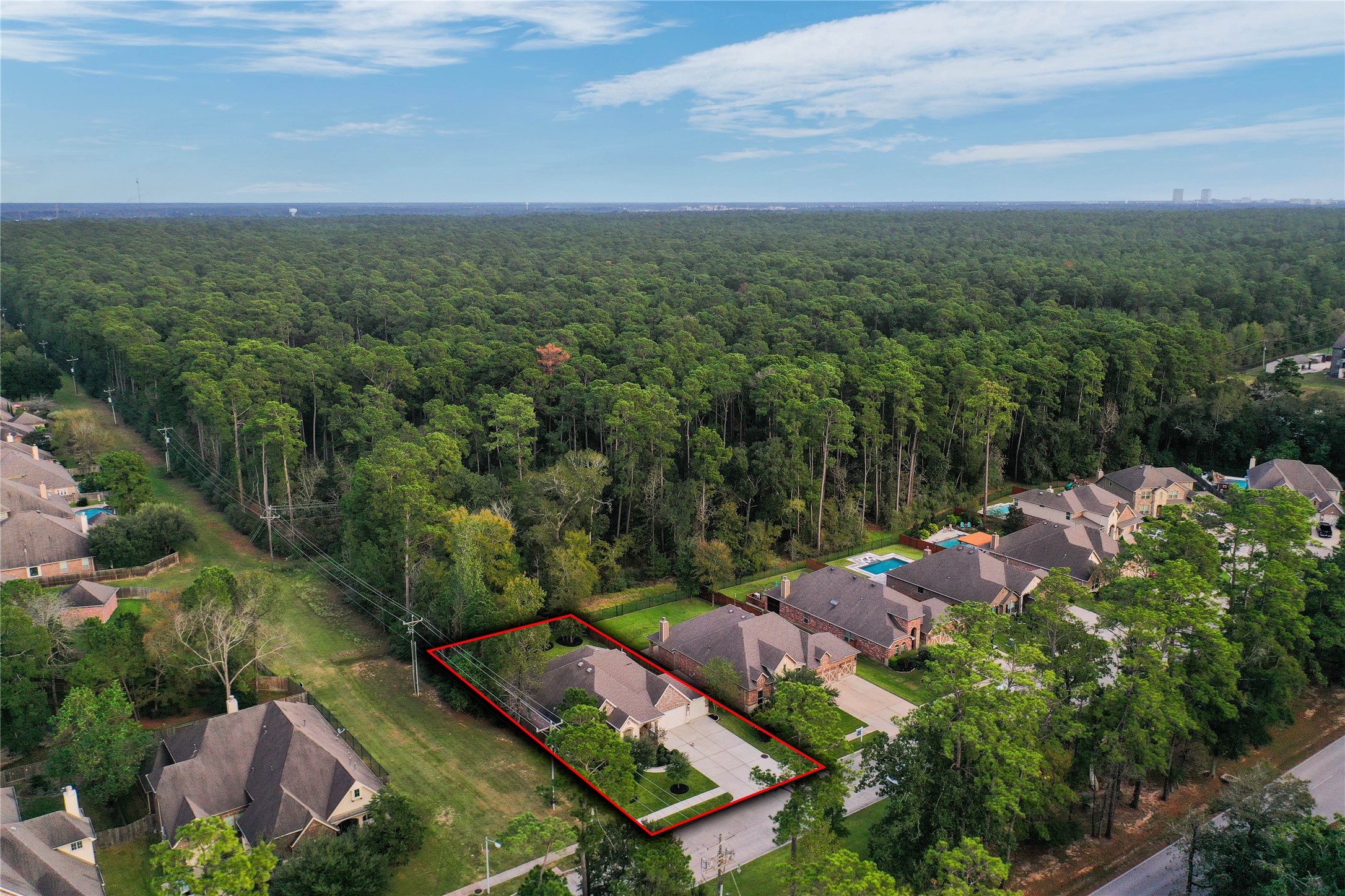 296 Dawn Brook Lane, Conroe, TX 77384