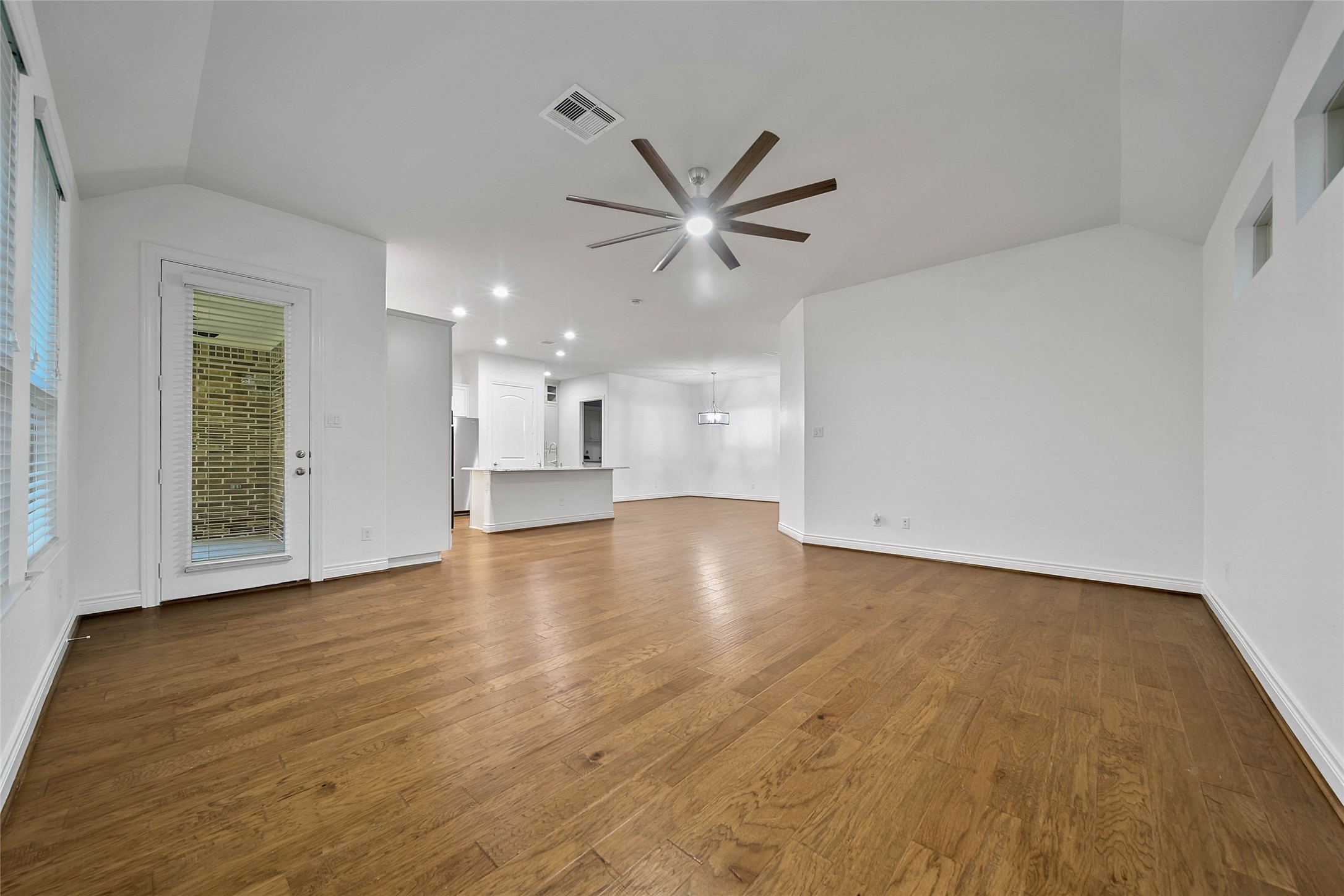 296 Dawn Brook Lane, Conroe, TX 77384