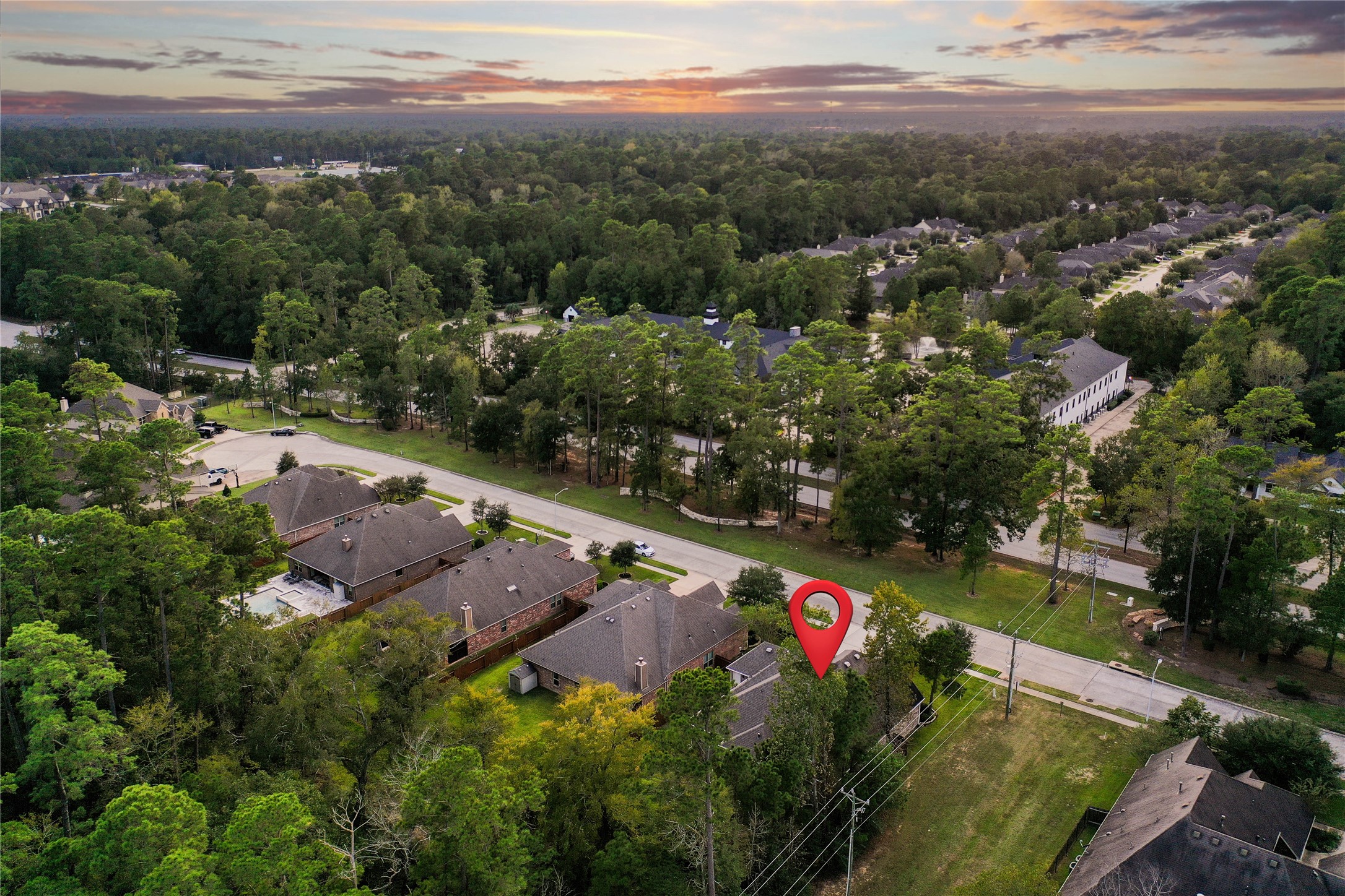 296 Dawn Brook Lane, Conroe, TX 77384