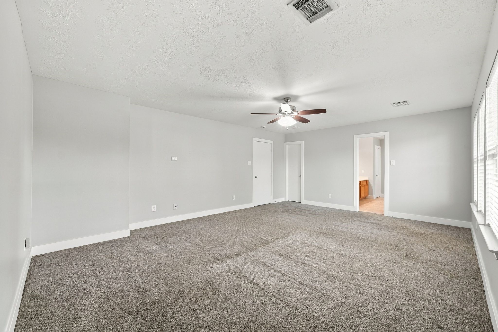 17123 Port O Call Street, Crosby, TX 77532