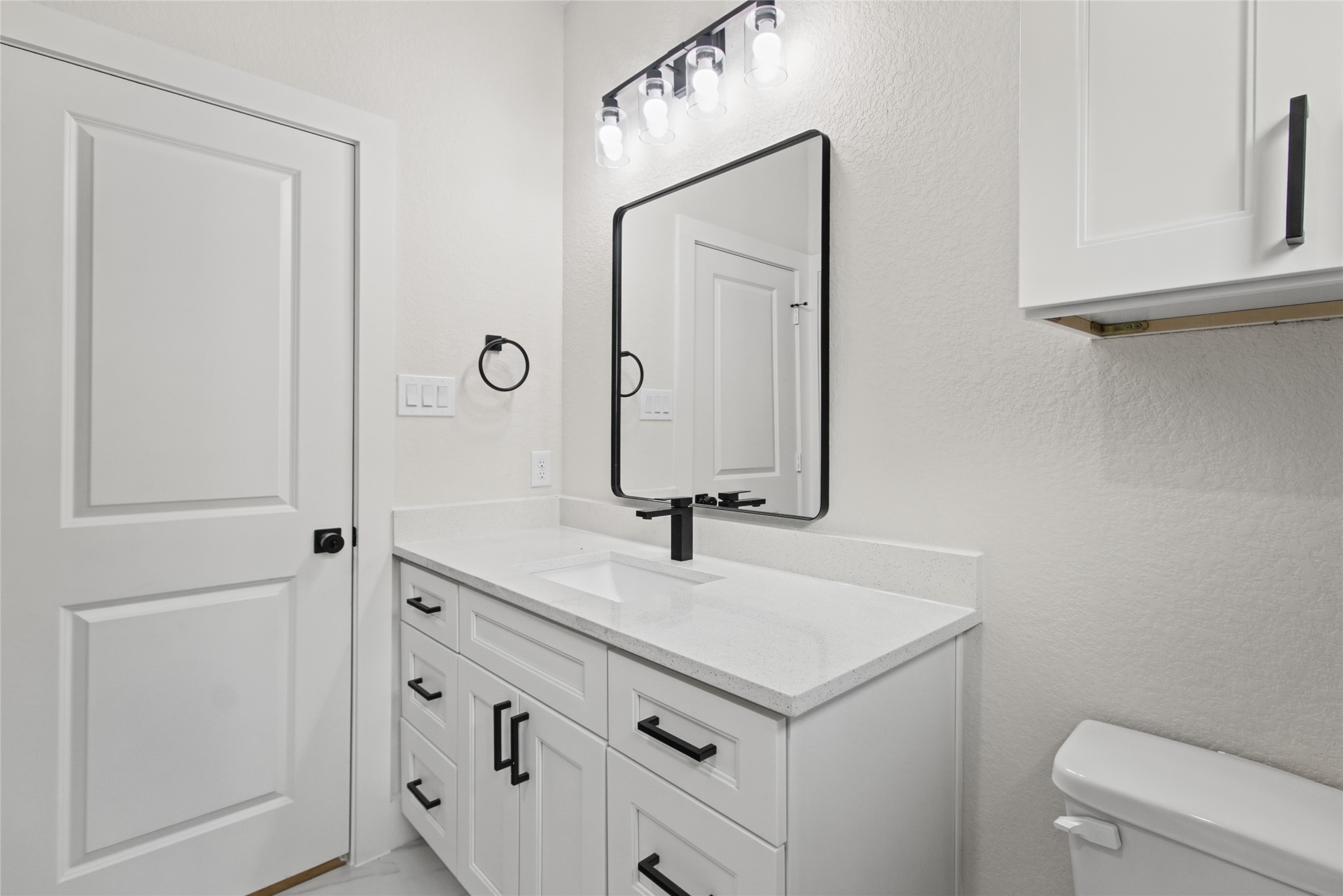 12025 21st Street, Santa Fe, TX 77510