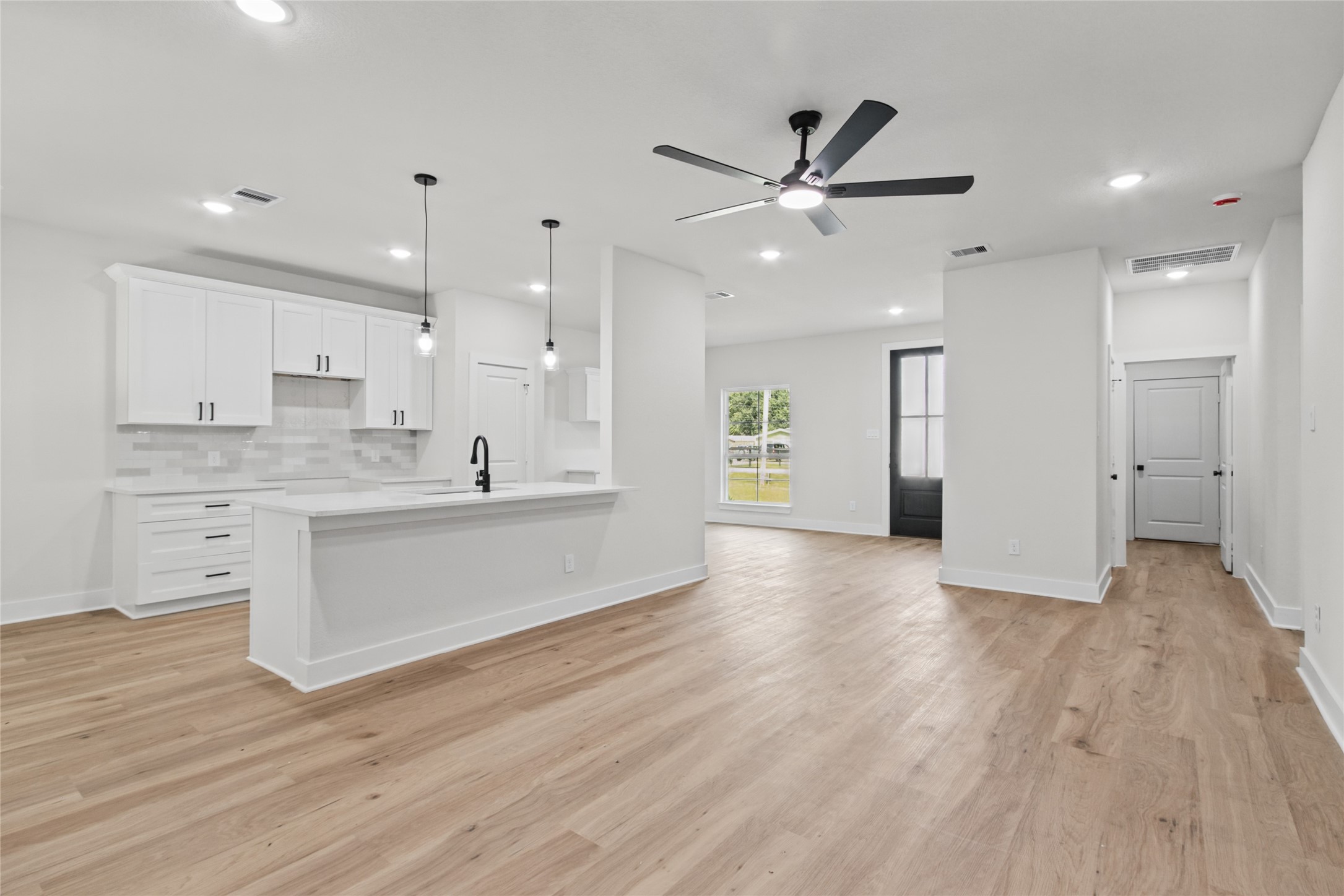 12025 21st Street, Santa Fe, TX 77510