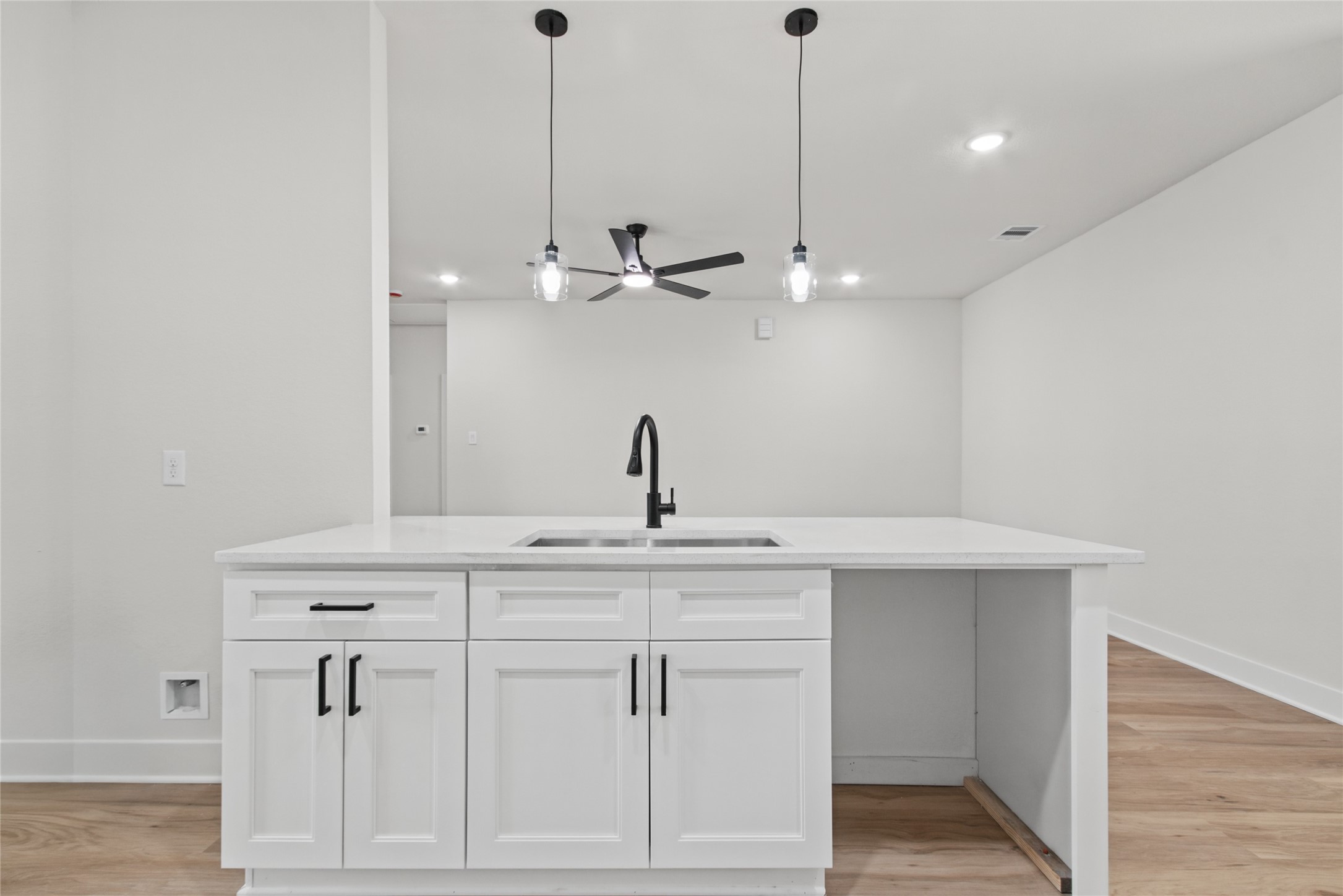 12025 21st Street, Santa Fe, TX 77510