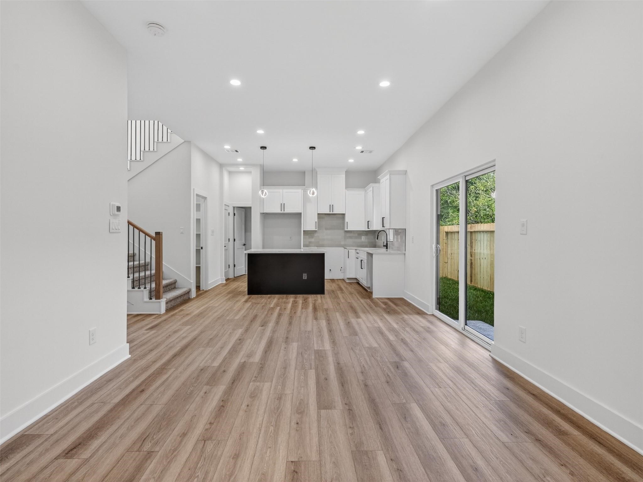6801 Apollo Street, #A, Houston, TX 77091