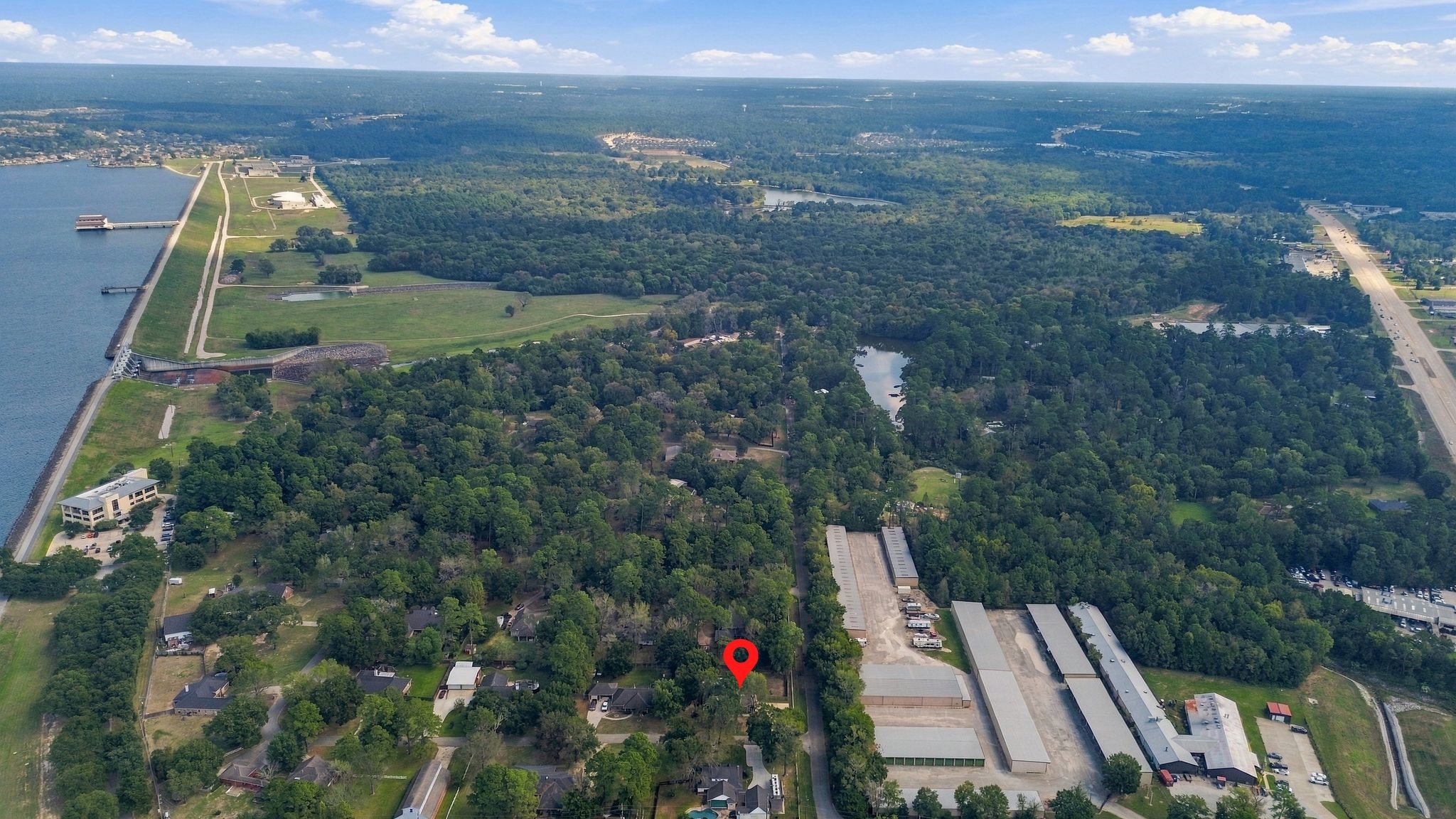Another overhead look at your proximity to the lake! So hard to find!