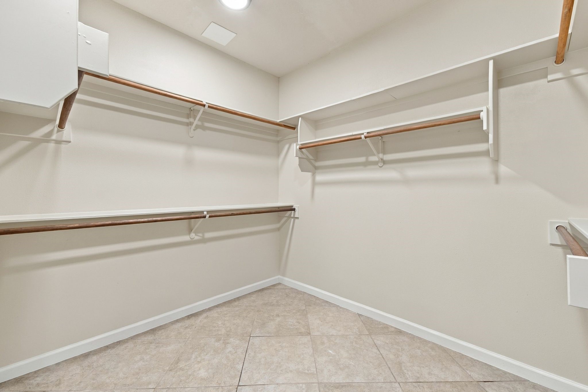 Look at this huge walk in closet in the primary bedroom! Wow! You will finally get organized!