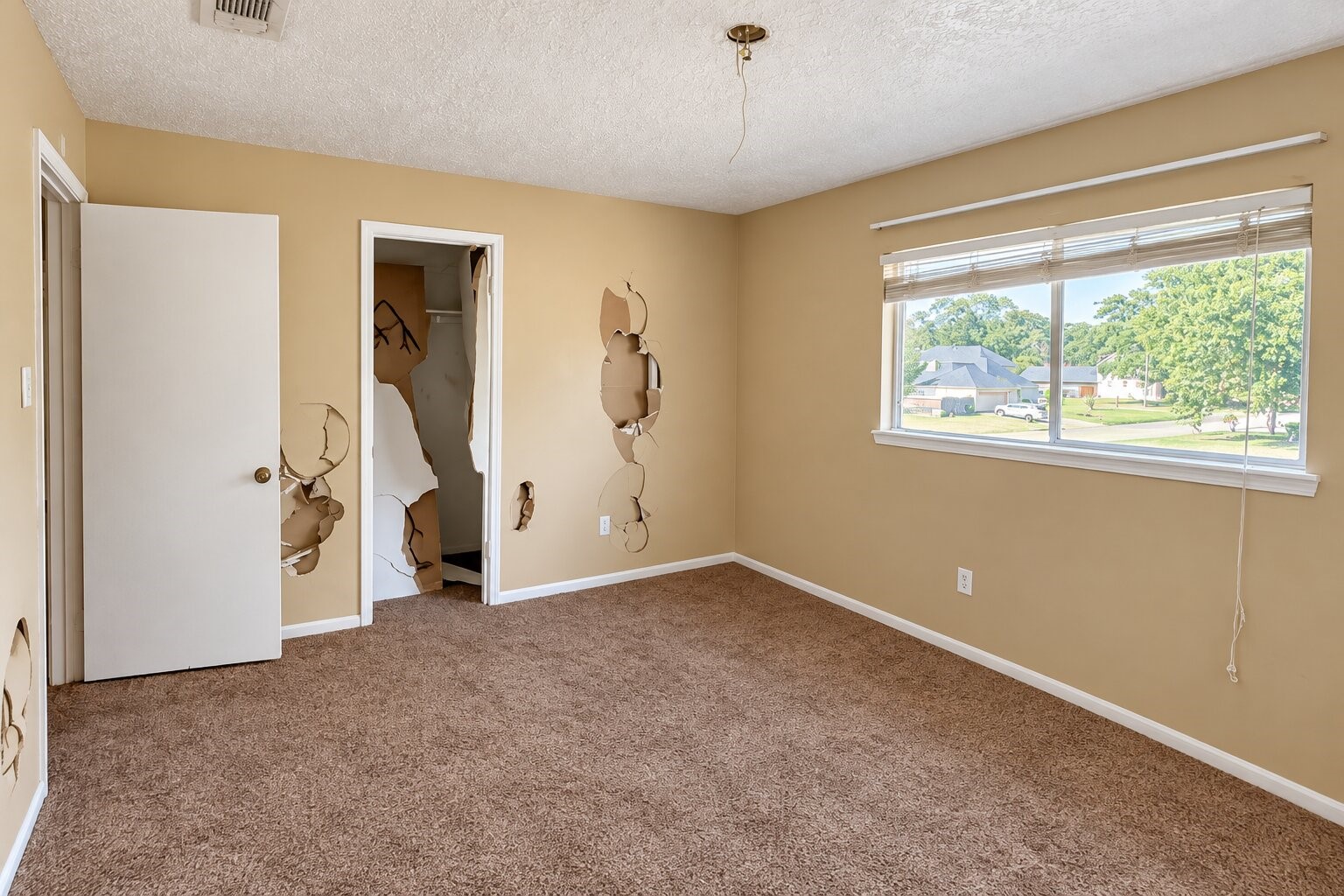 5603 Mossy Timbers Drive, Humble, TX 77346
