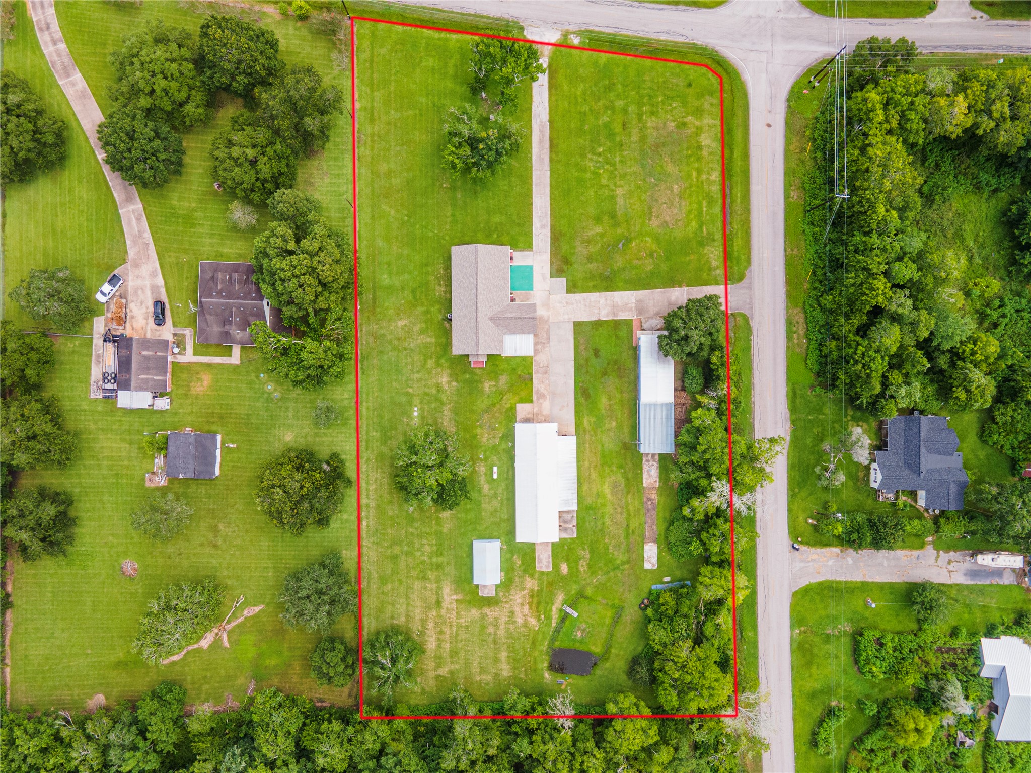 5710 County Road 166, Alvin, TX 77511