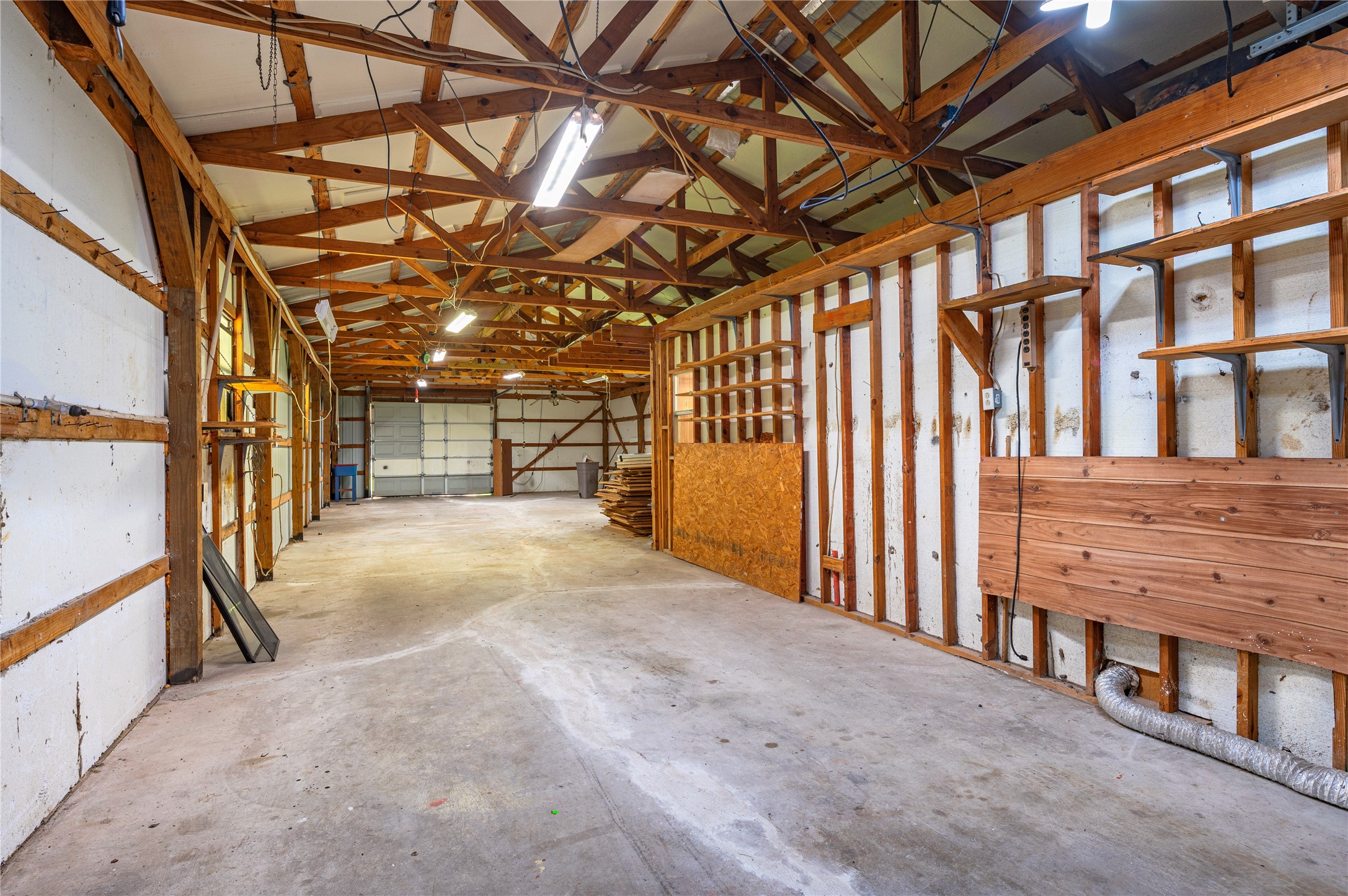 5710 County Road 166, Alvin, TX 77511