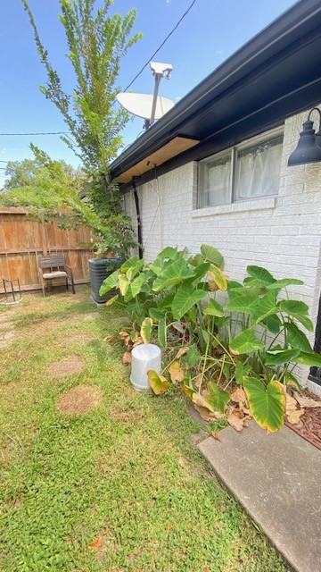 222 Caplin Street, Houston, TX 77022